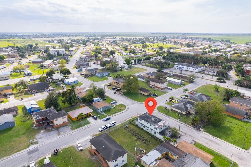 Image 23 of 44 For 857 Avenue C Place