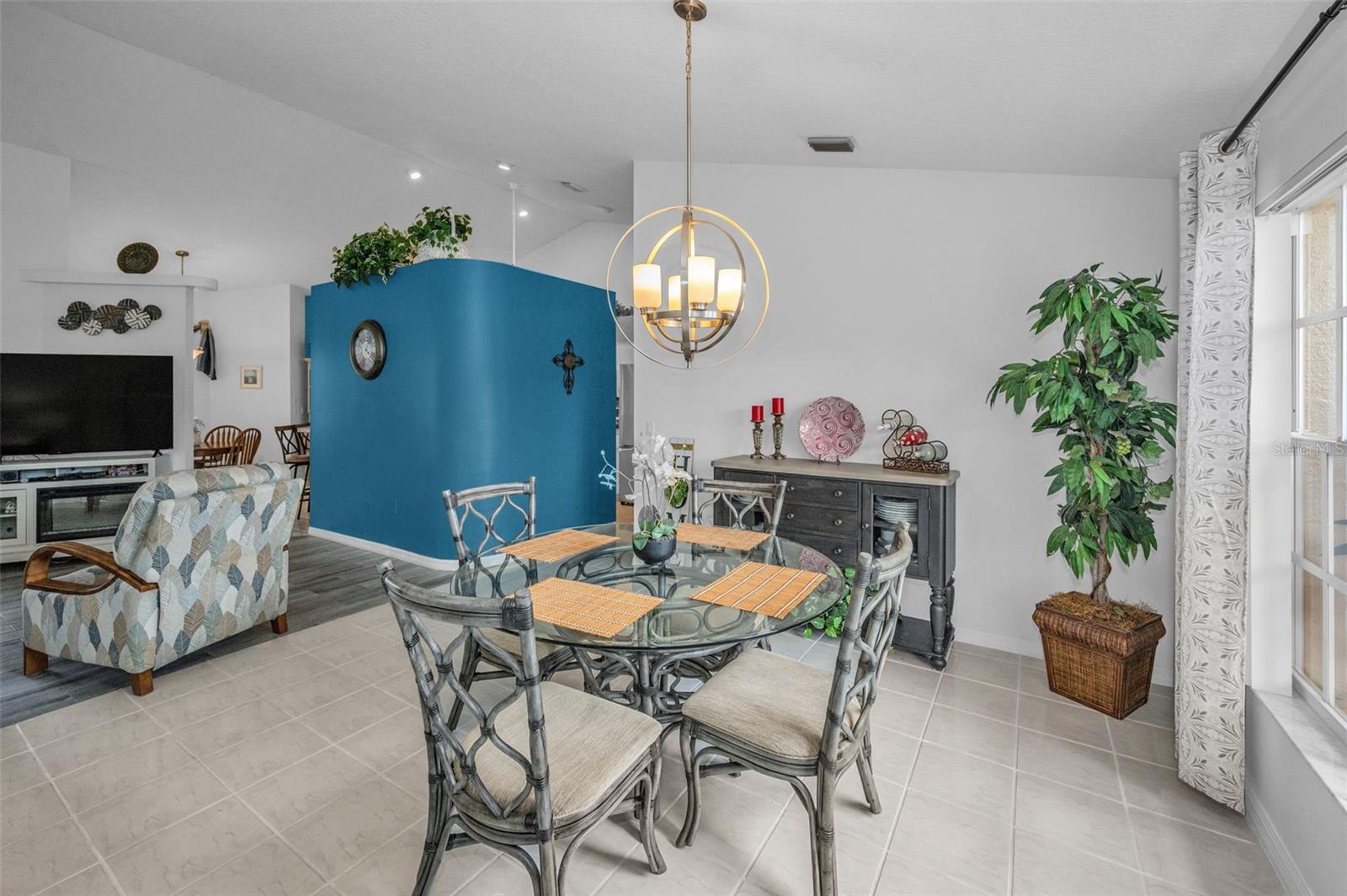 Image 16 of 81 For 3853 Sunrise Lane