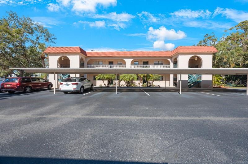 Details for 1753 Belleair Forest Drive E4, BELLEAIR, FL 33756