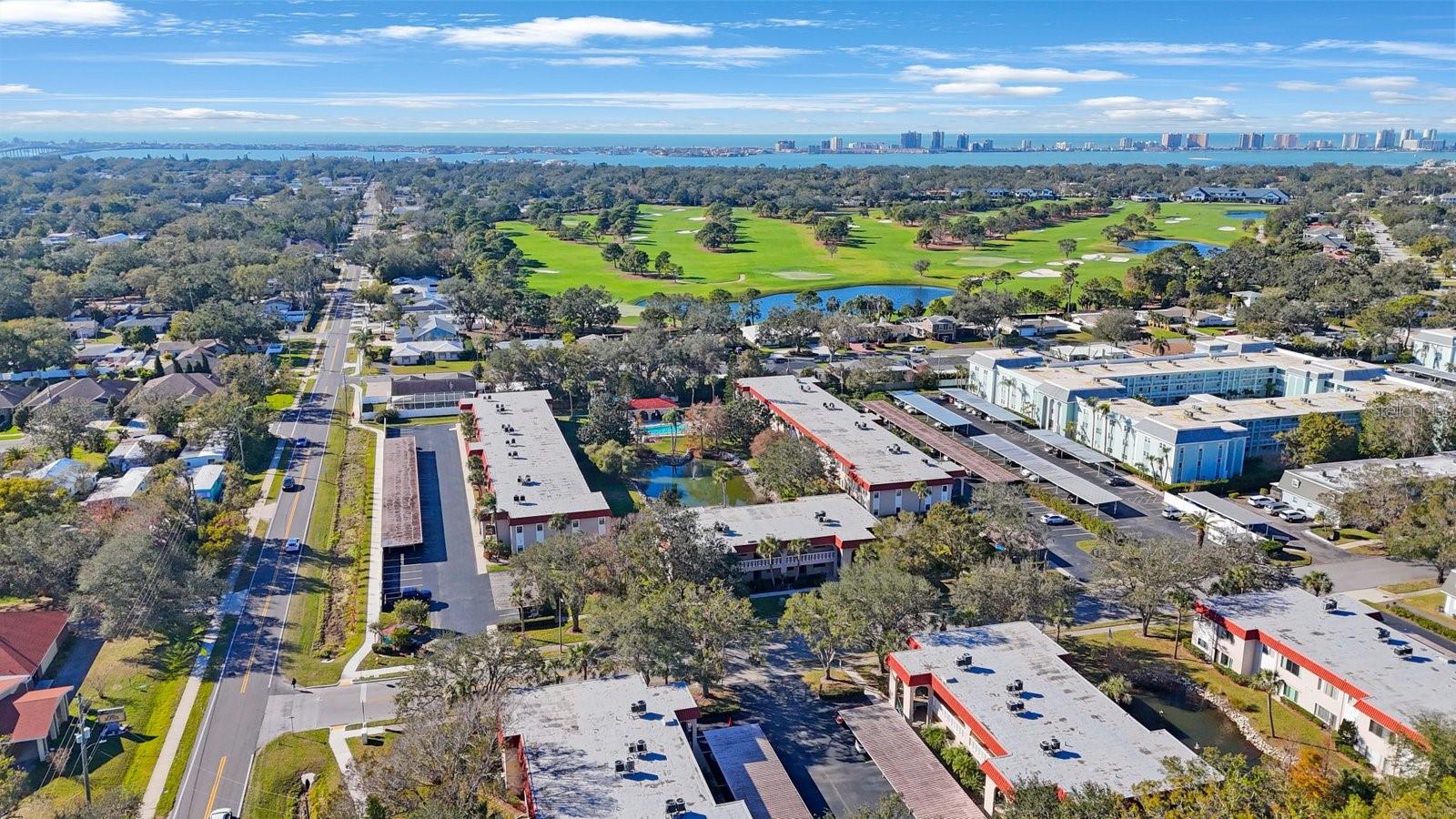 Image 26 of 38 For 1753 Belleair Forest Drive E4