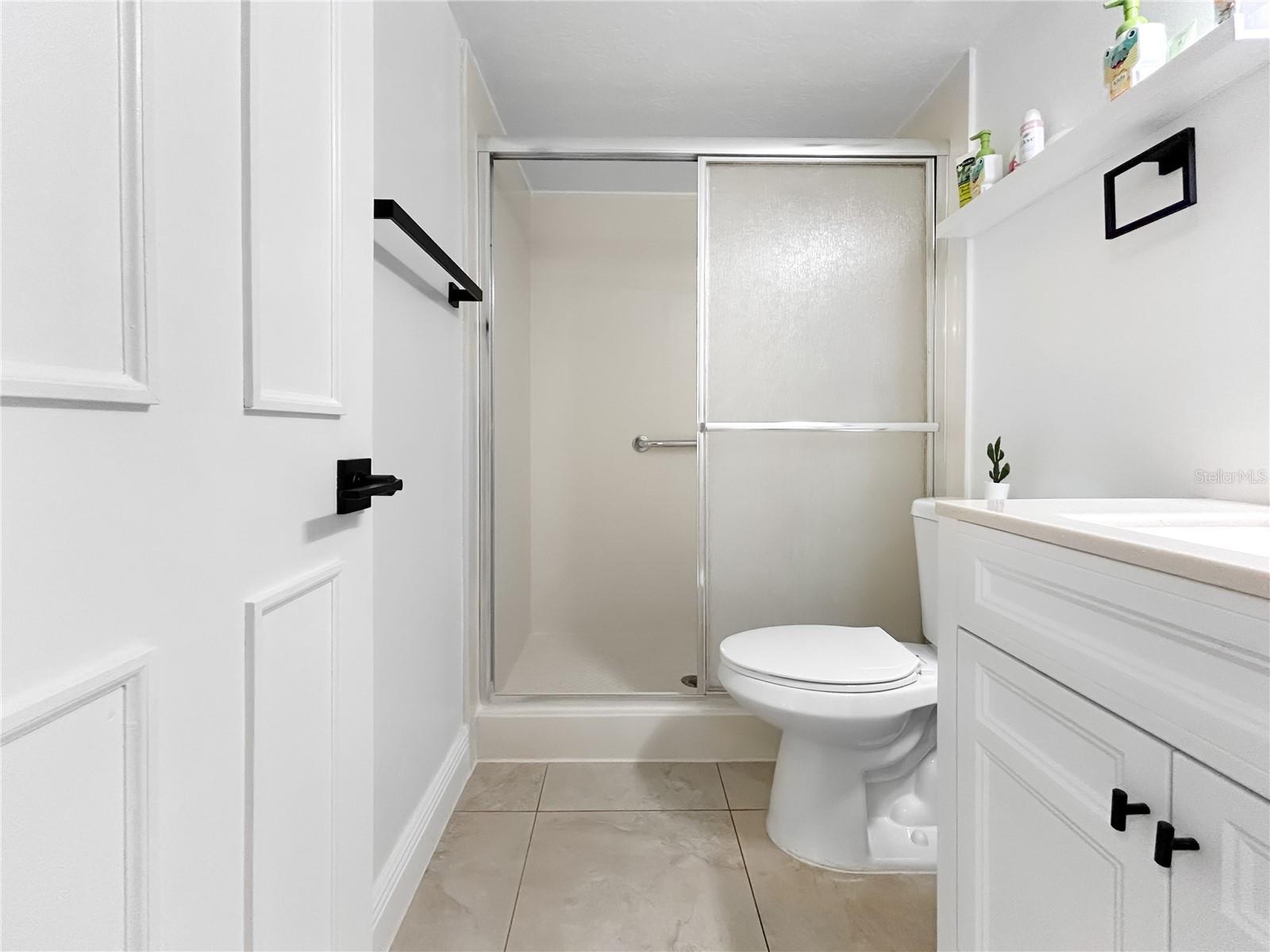 Image 33 of 38 For 1753 Belleair Forest Drive E4