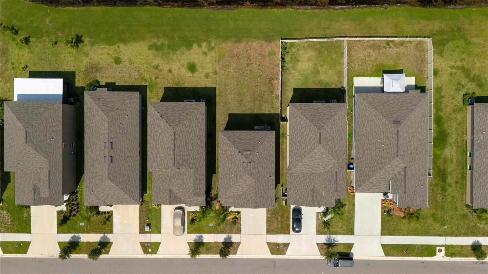 Image 12 of 46 For 5545 Blue Azure Drive