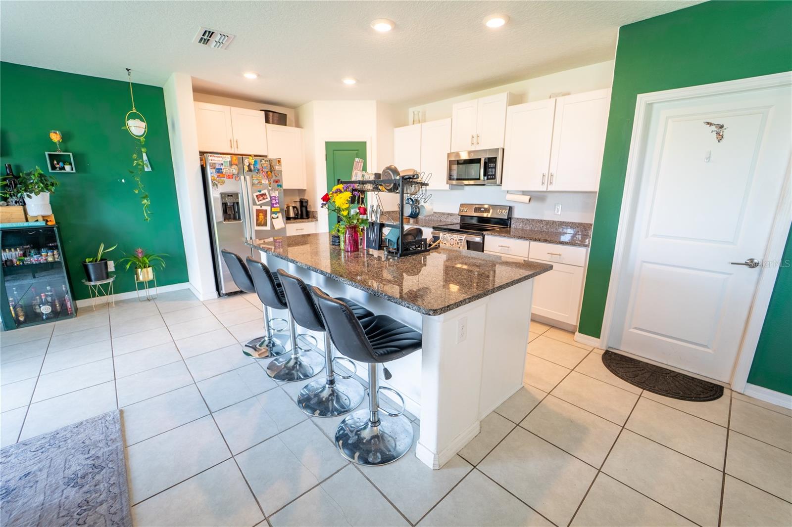 Image 22 of 46 For 5545 Blue Azure Drive