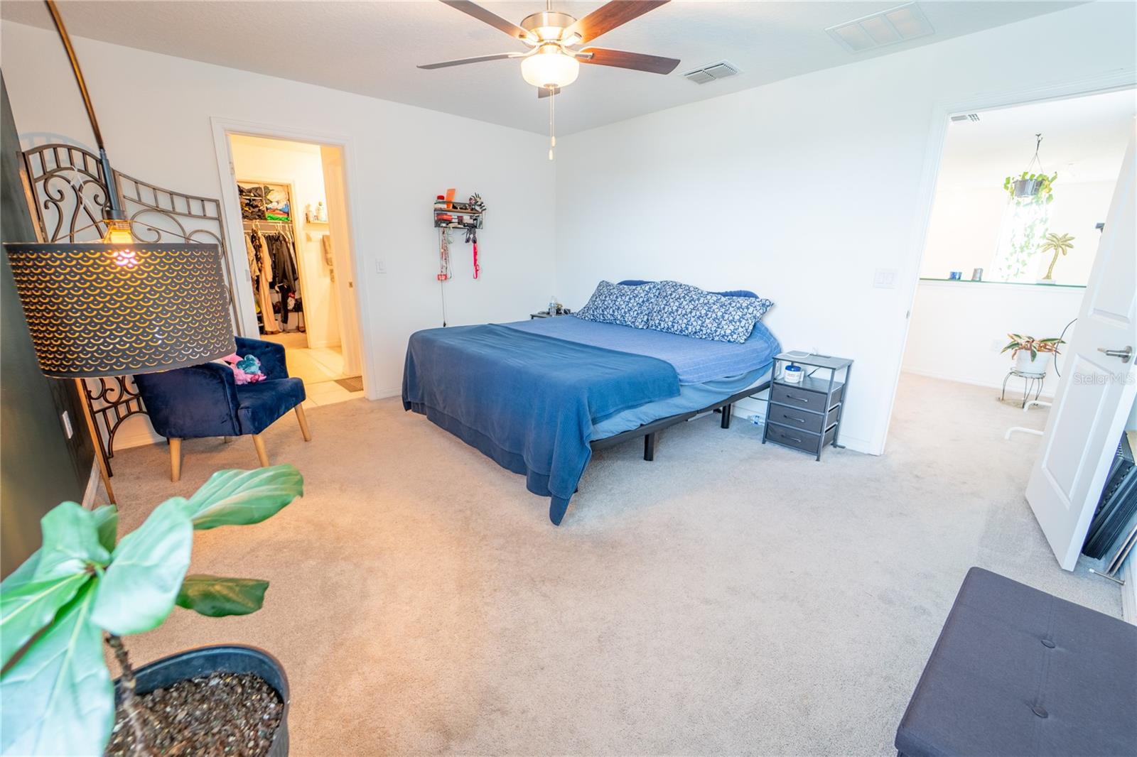 Image 34 of 46 For 5545 Blue Azure Drive