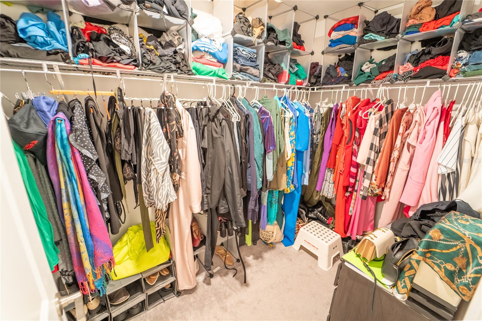 Image 38 of 46 For 5545 Blue Azure Drive