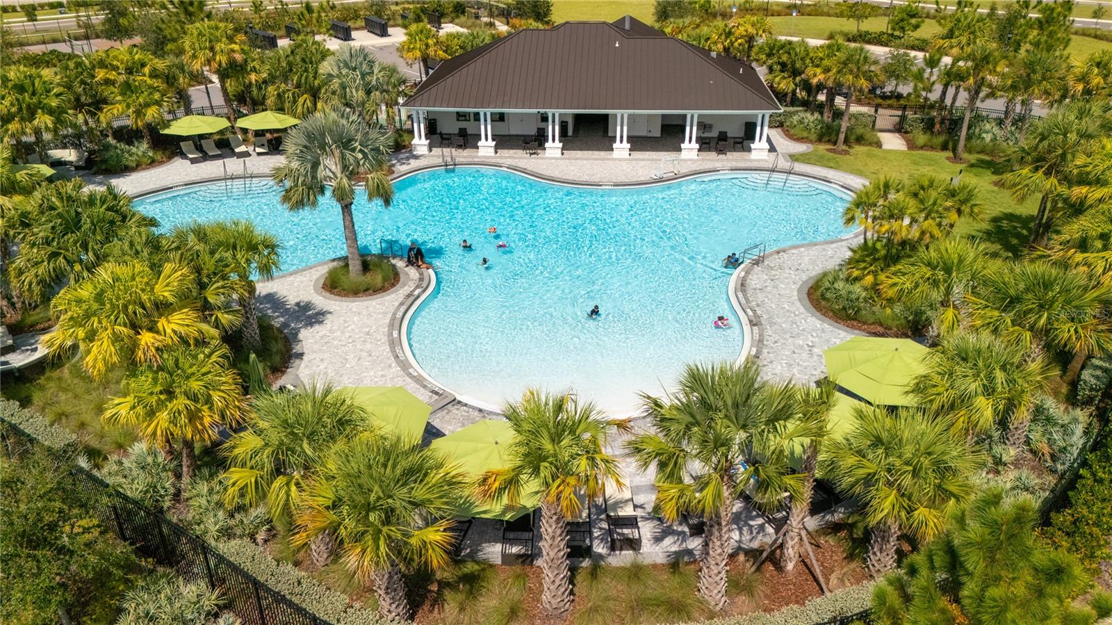 Image 4 of 46 For 5545 Blue Azure Drive