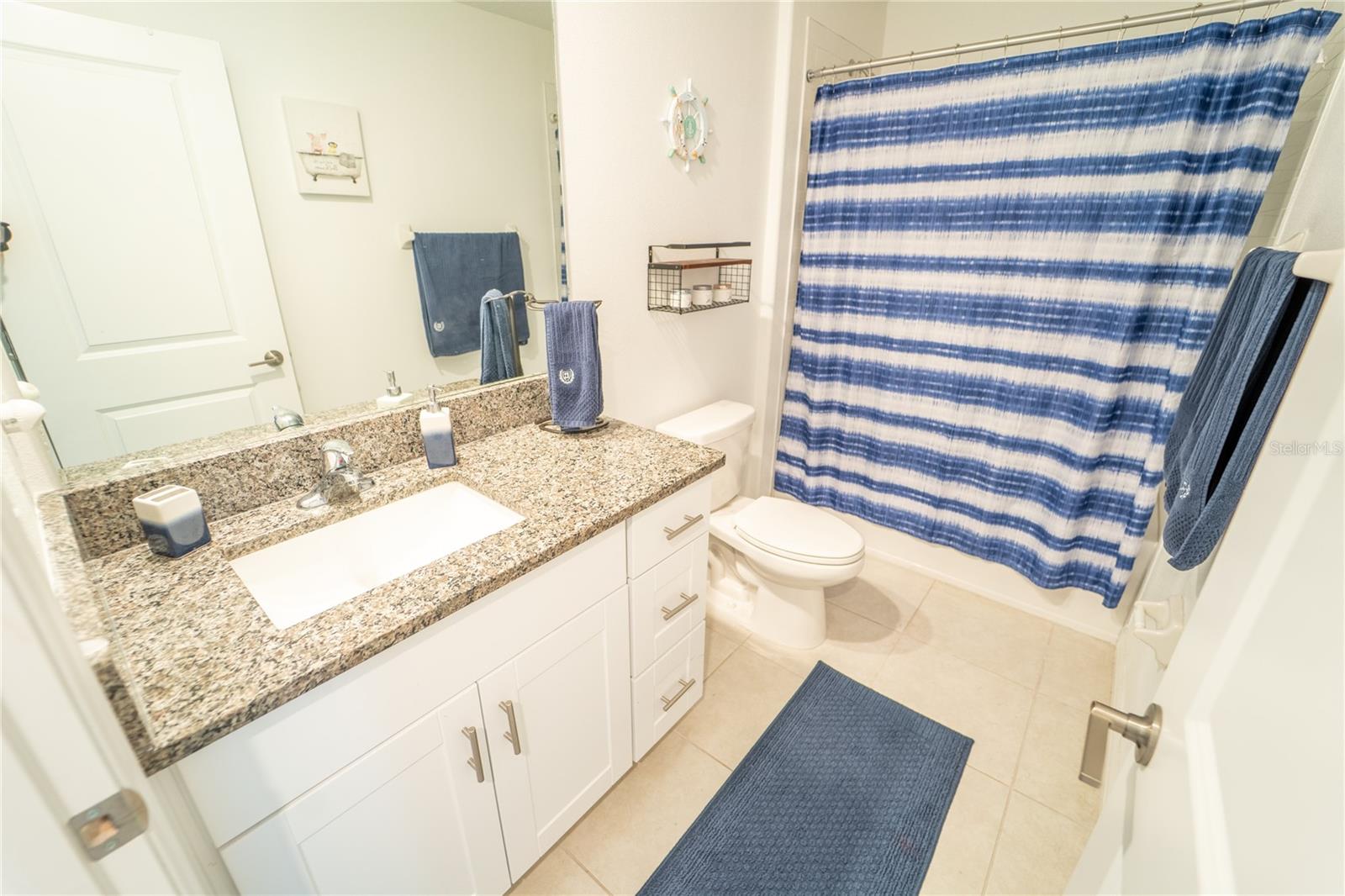 Image 42 of 46 For 5545 Blue Azure Drive