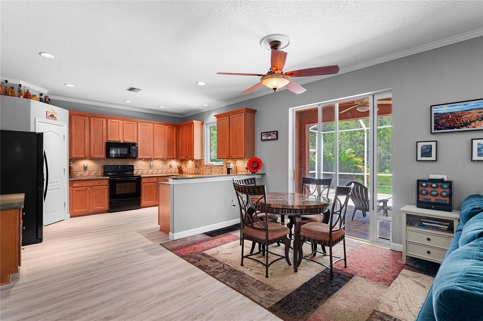 Image 16 of 54 For 19135 Cypress Green Drive