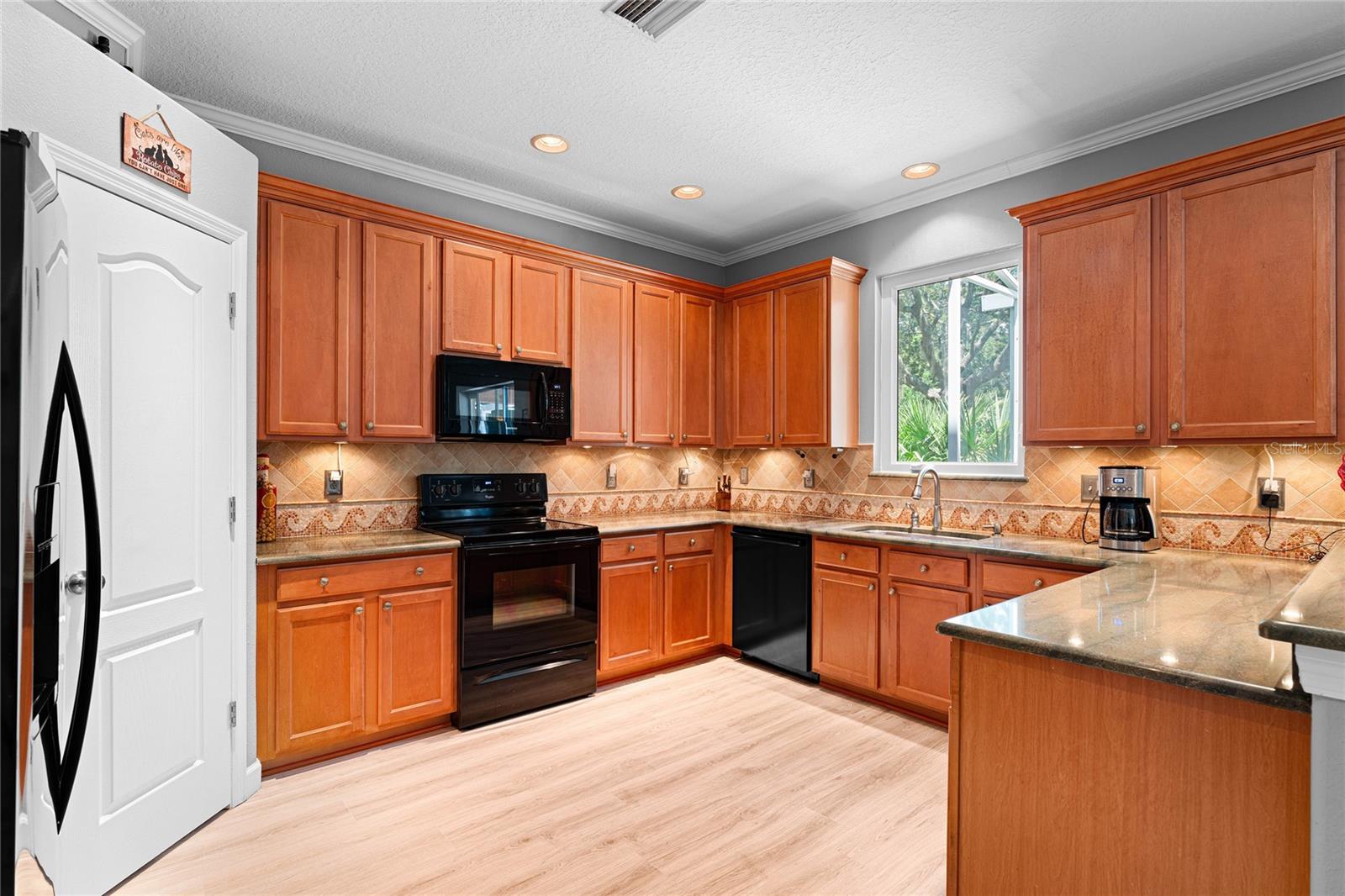 Image 19 of 54 For 19135 Cypress Green Drive