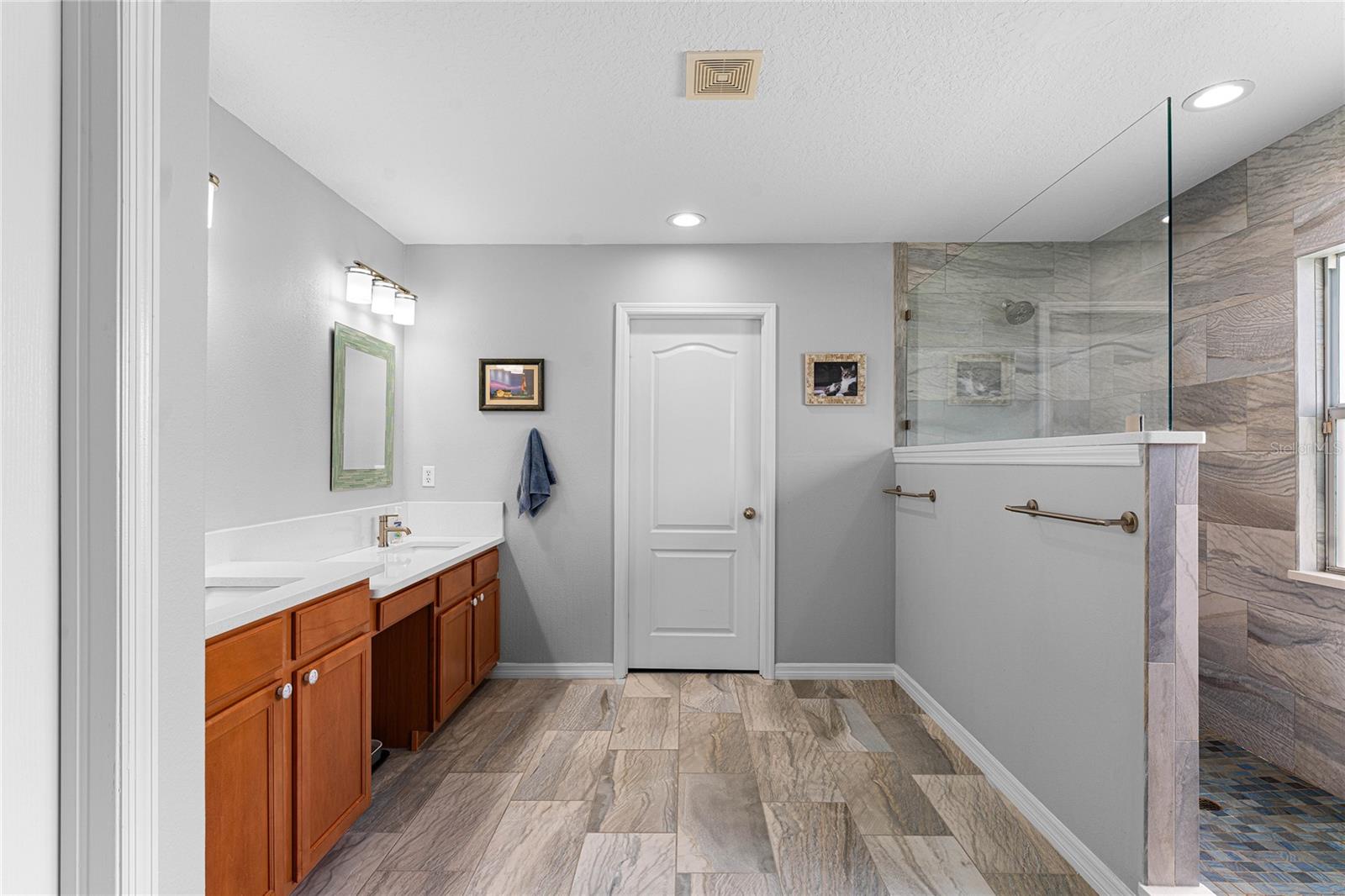 Image 32 of 54 For 19135 Cypress Green Drive