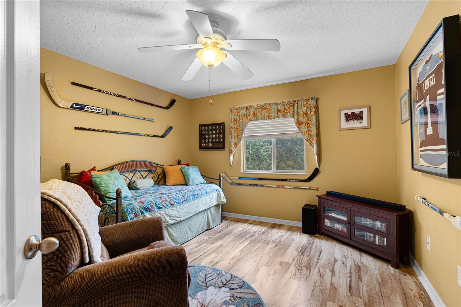 Image 36 of 54 For 19135 Cypress Green Drive