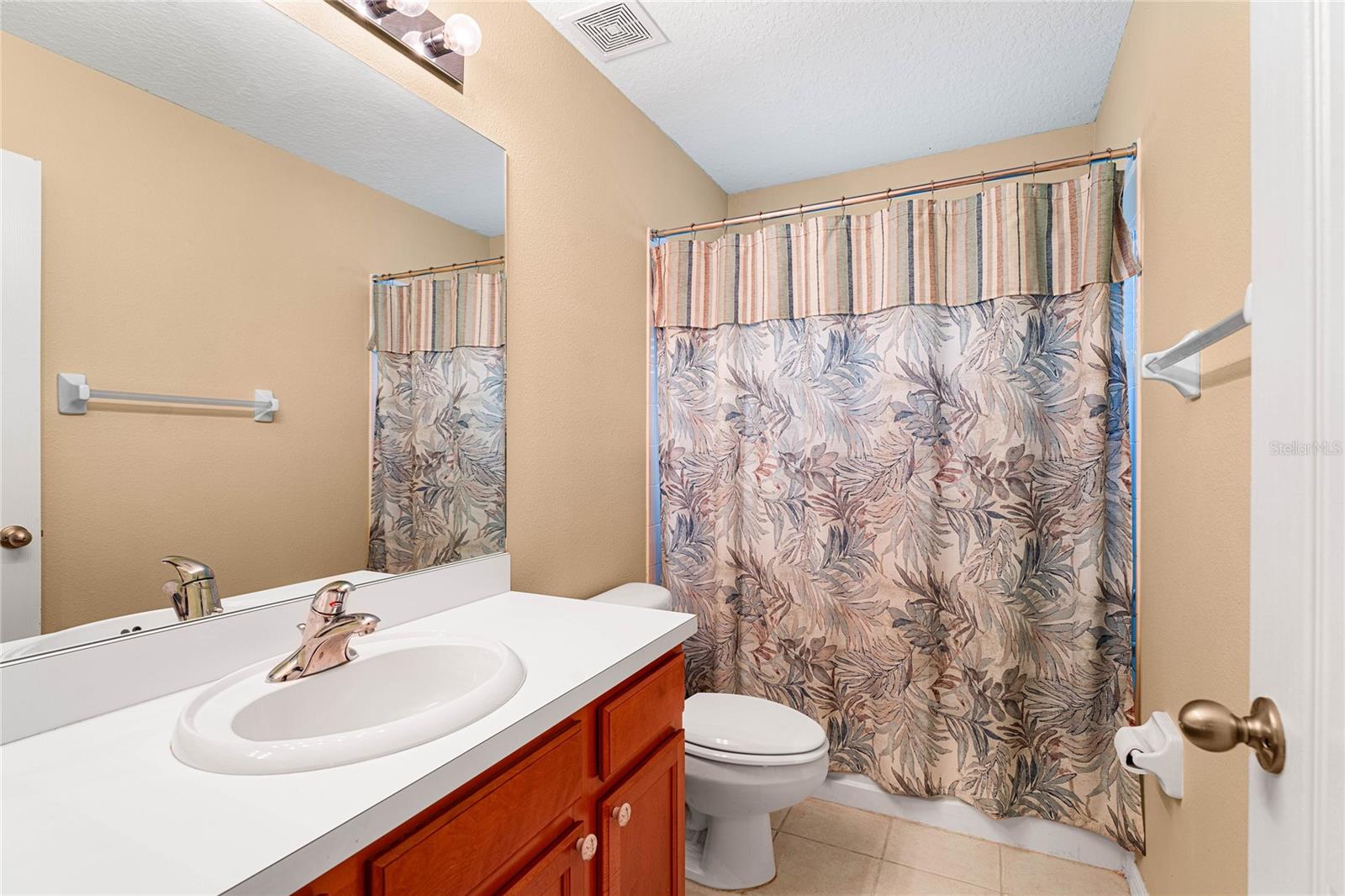 Image 43 of 54 For 19135 Cypress Green Drive