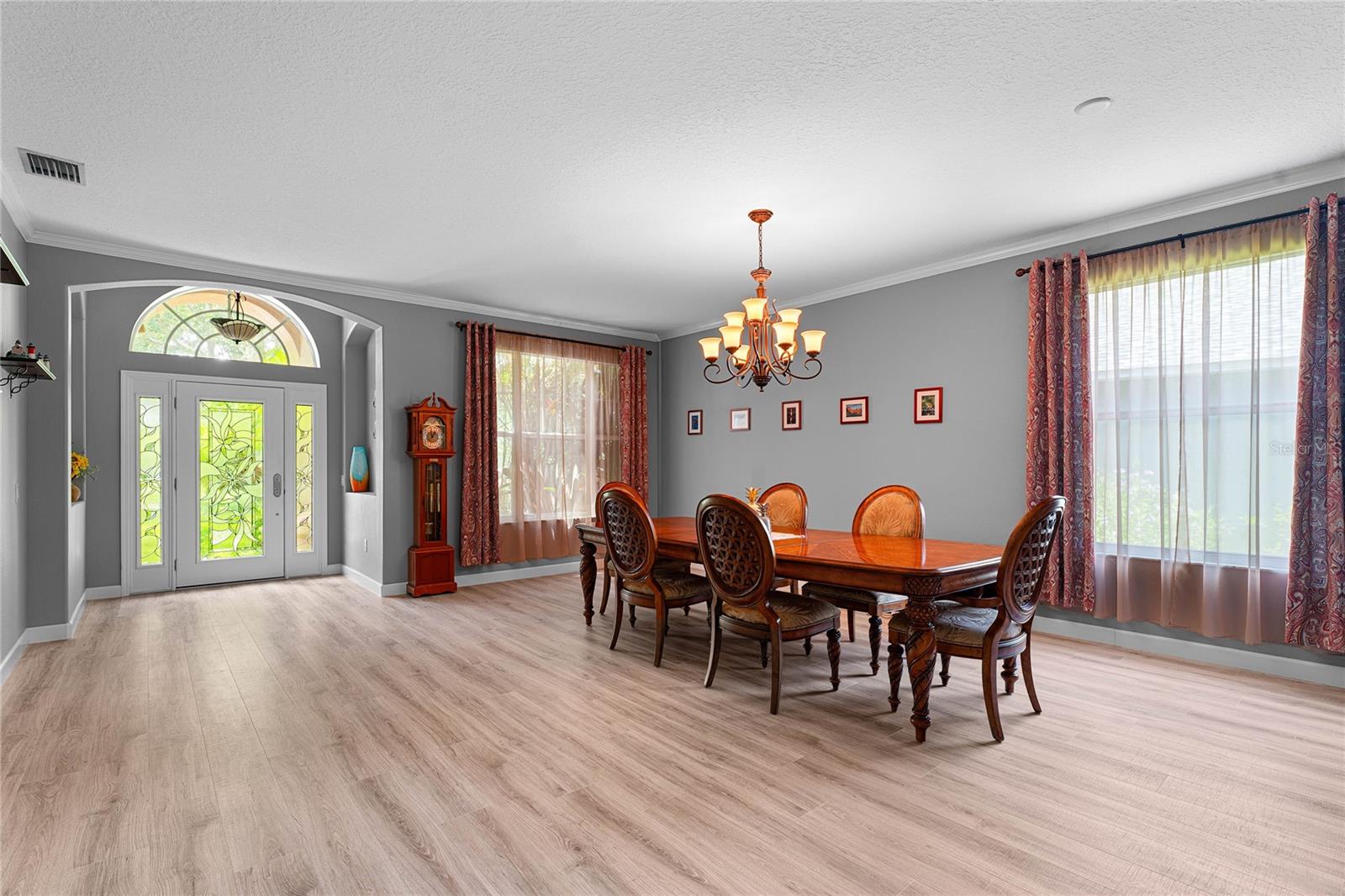 Image 7 of 54 For 19135 Cypress Green Drive