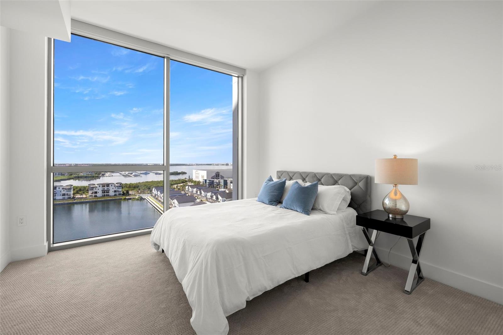 Listing photo id 46 for 5120 Marina Way 12003