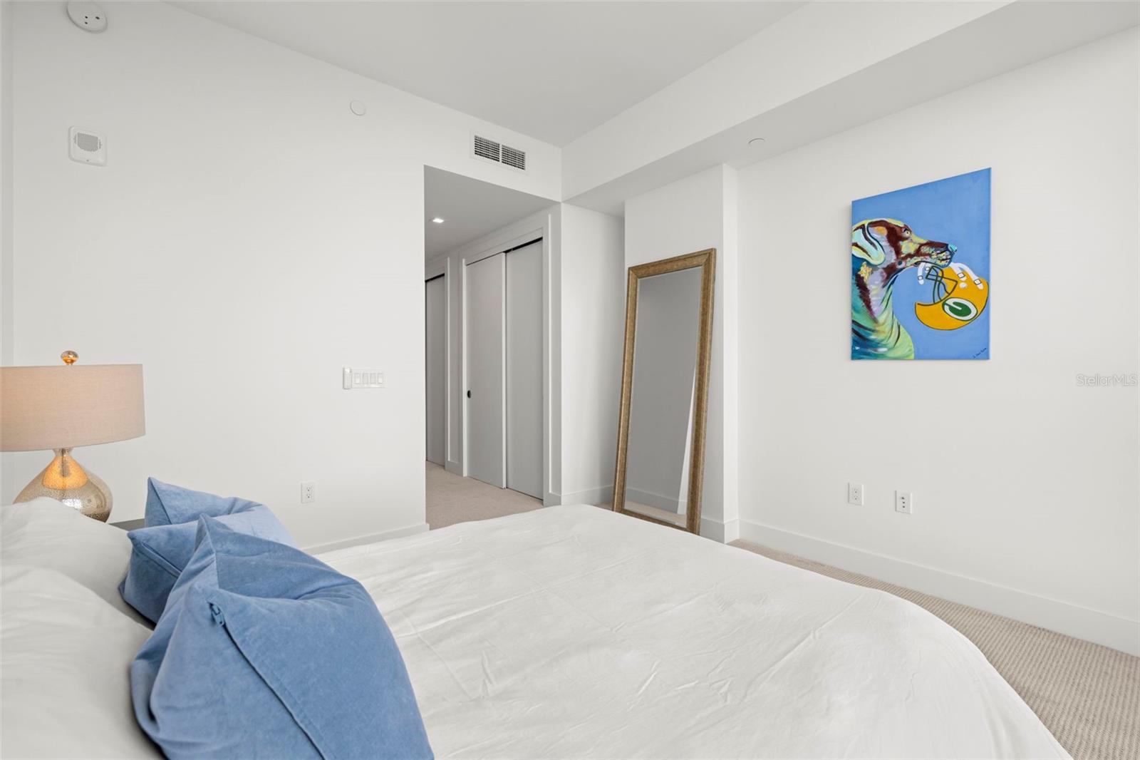 Listing photo id 48 for 5120 Marina Way 12003