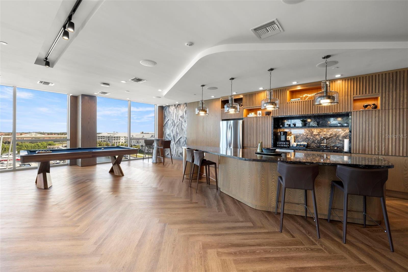 Listing photo id 62 for 5120 Marina Way 12003