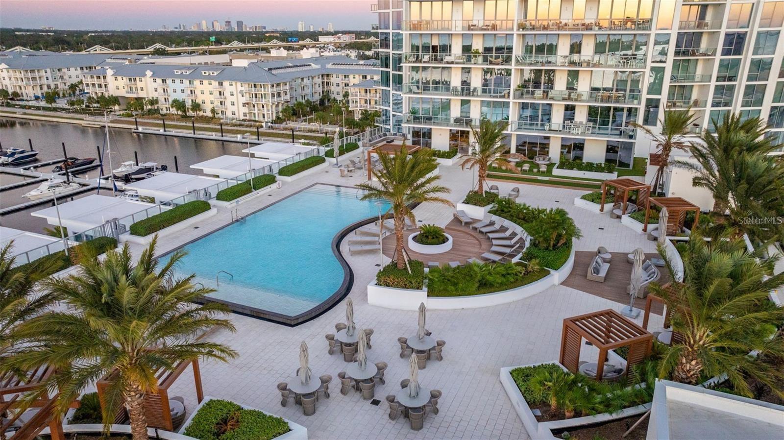 Listing photo id 68 for 5120 Marina Way 12003