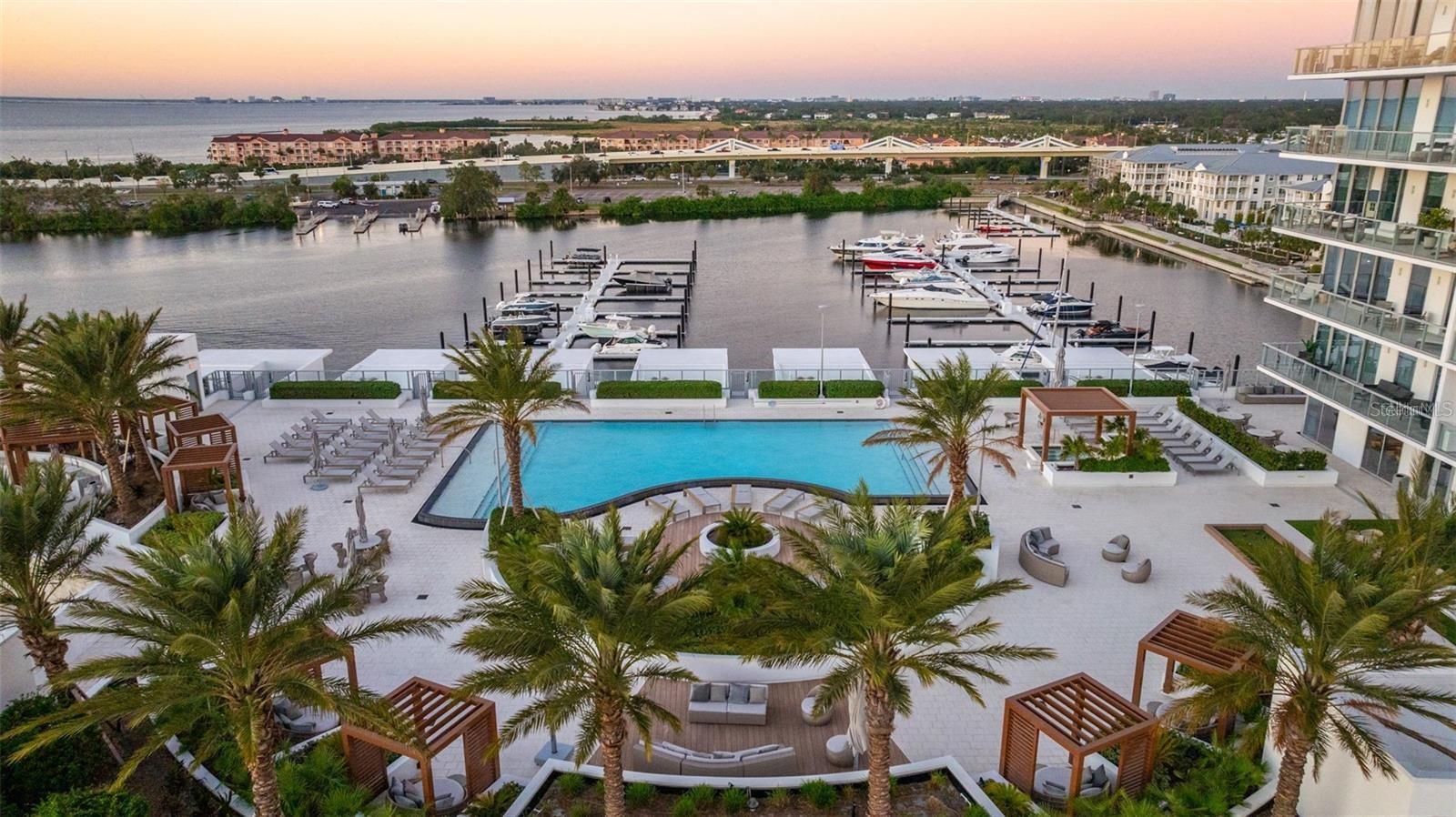 Listing photo id 70 for 5120 Marina Way 12003