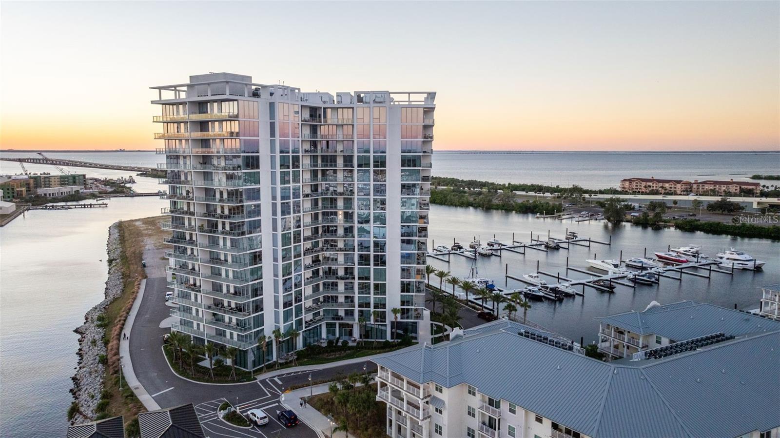 Listing photo id 71 for 5120 Marina Way 12003