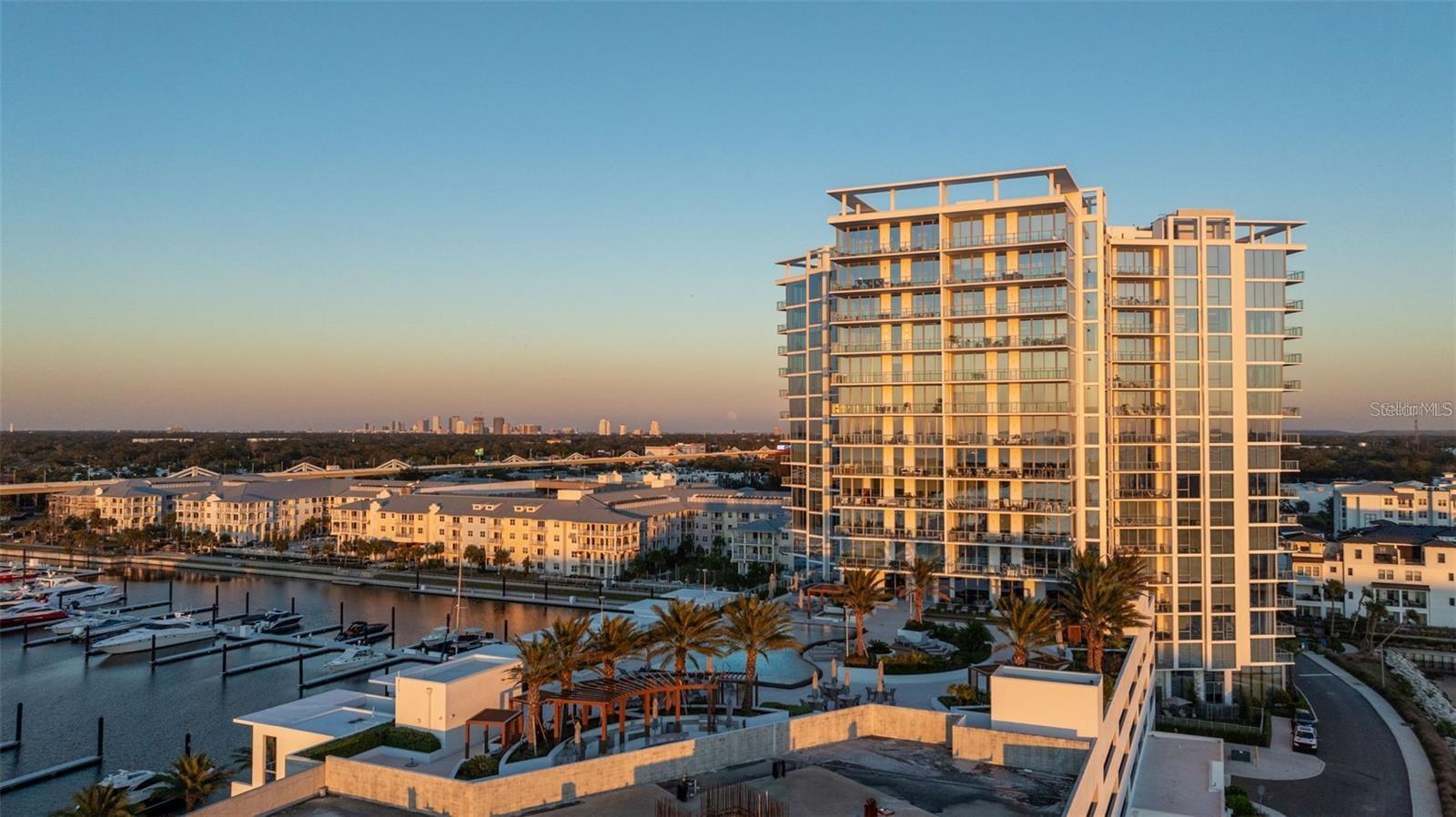 Listing photo id 73 for 5120 Marina Way 12003