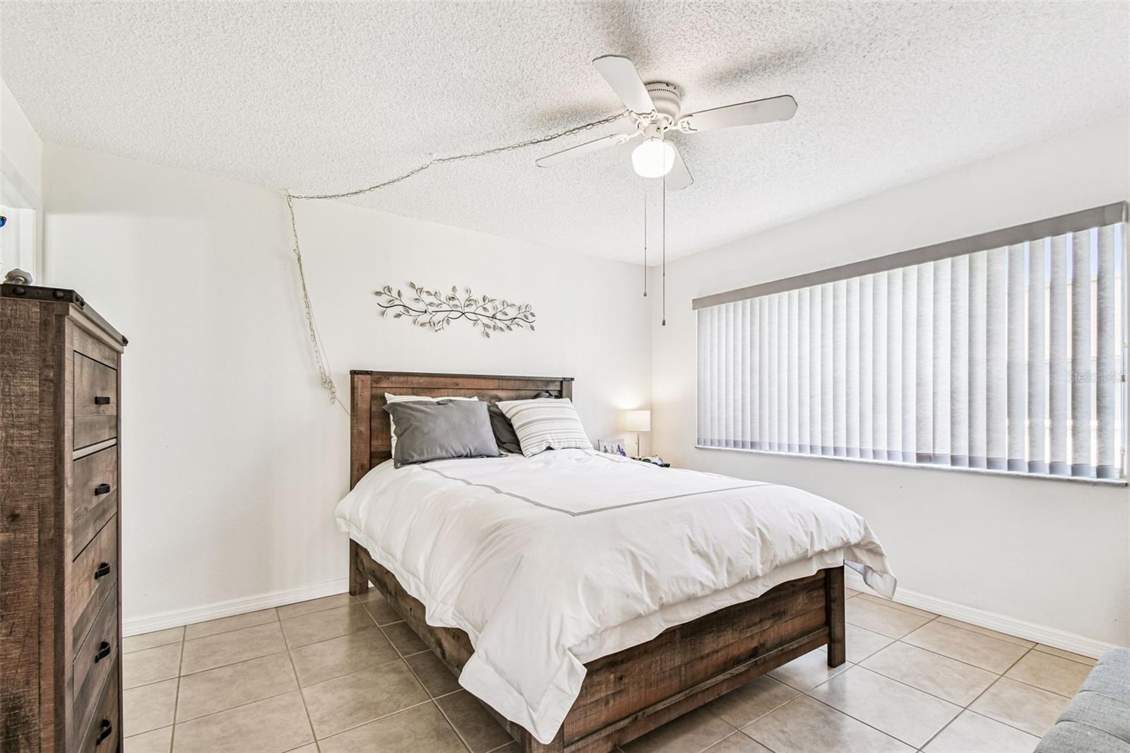 Image 19 of 41 For 4423 Pelorus Drive B
