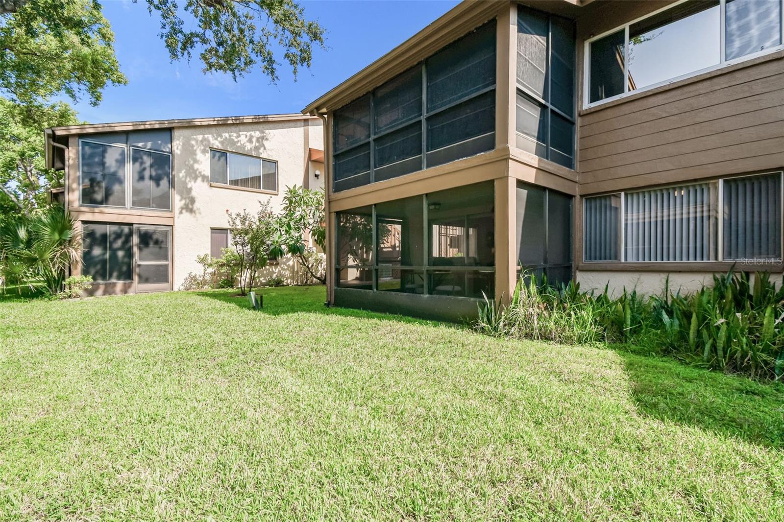 Image 3 of 41 For 4423 Pelorus Drive B