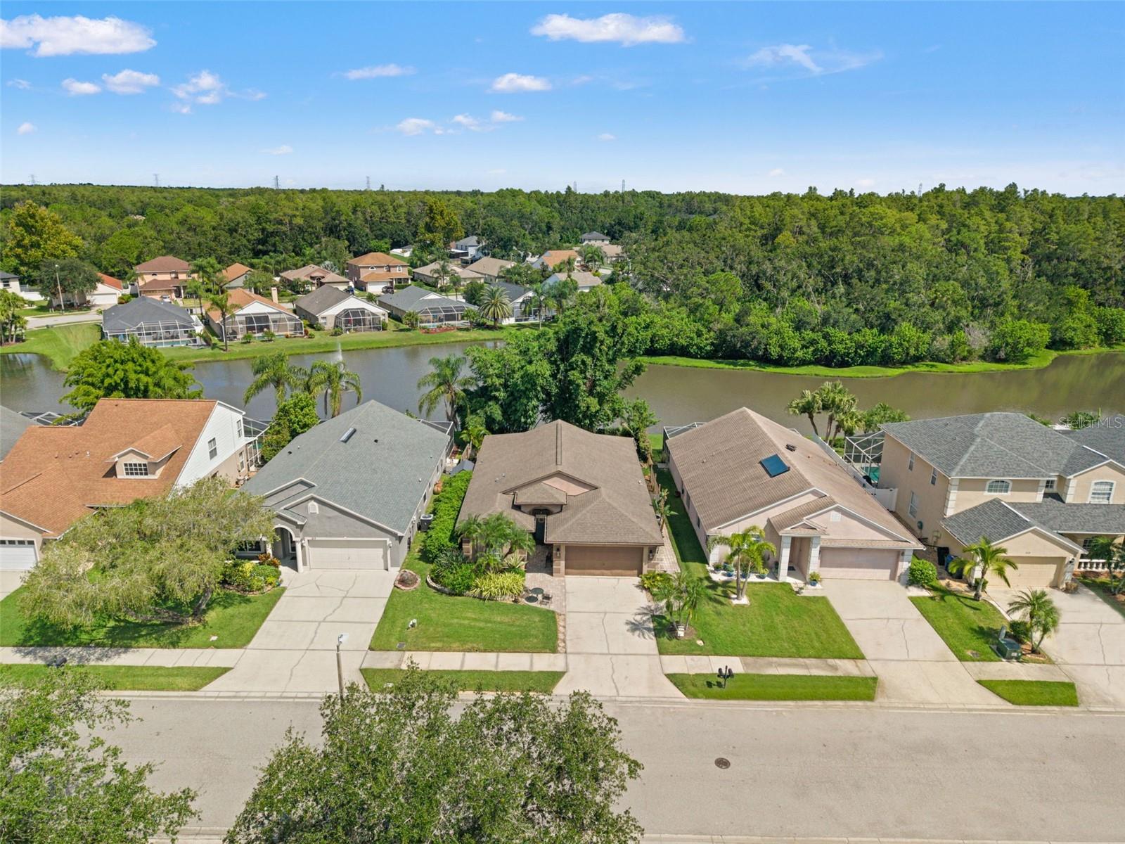 Image 4 of 41 For 519 Cypress View Drive