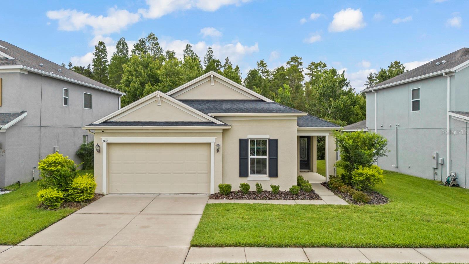 Details for 4742 Rolling Greene Drive, WESLEY CHAPEL, FL 33543