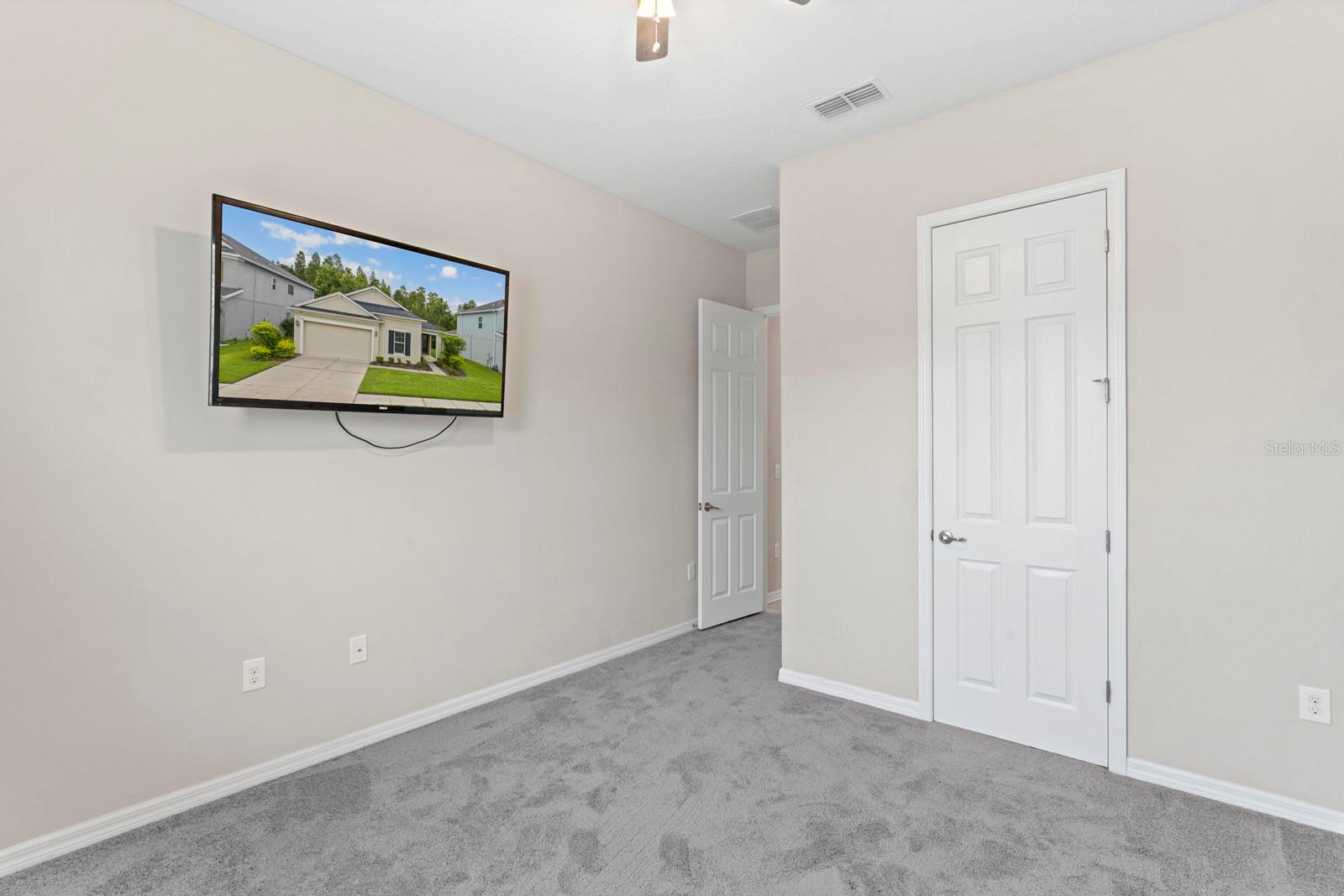 Image 34 of 71 For 4742 Rolling Greene Drive