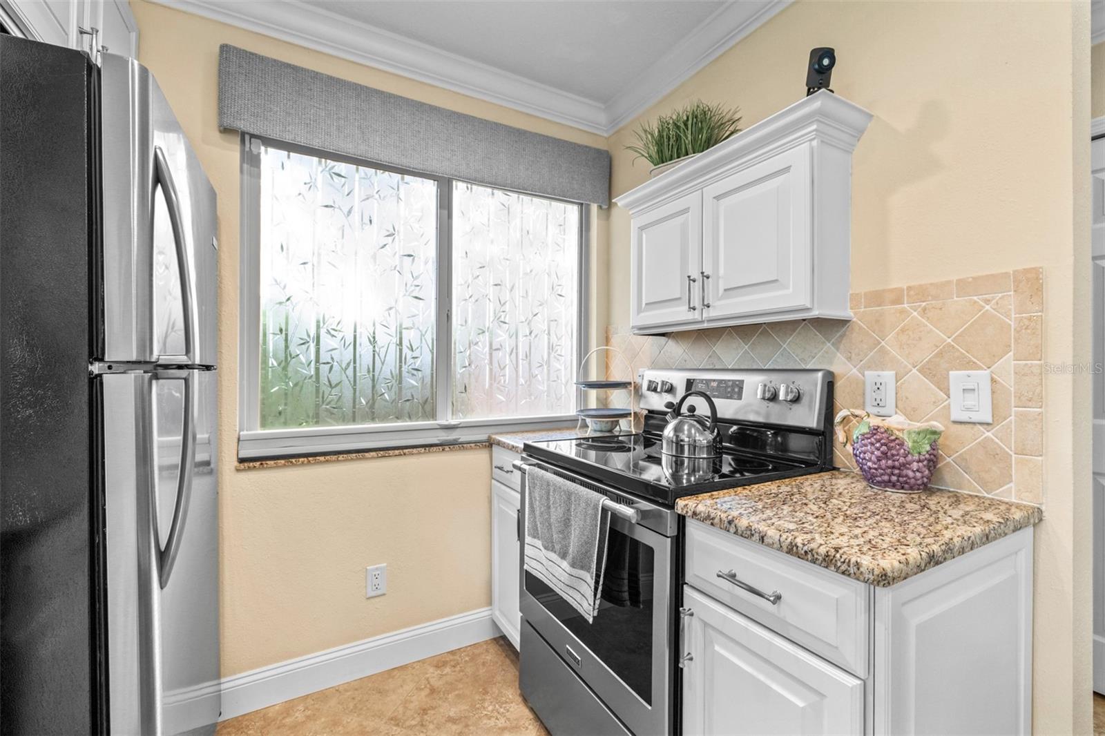 Image 14 of 47 For 2484 Laurelwood Drive C