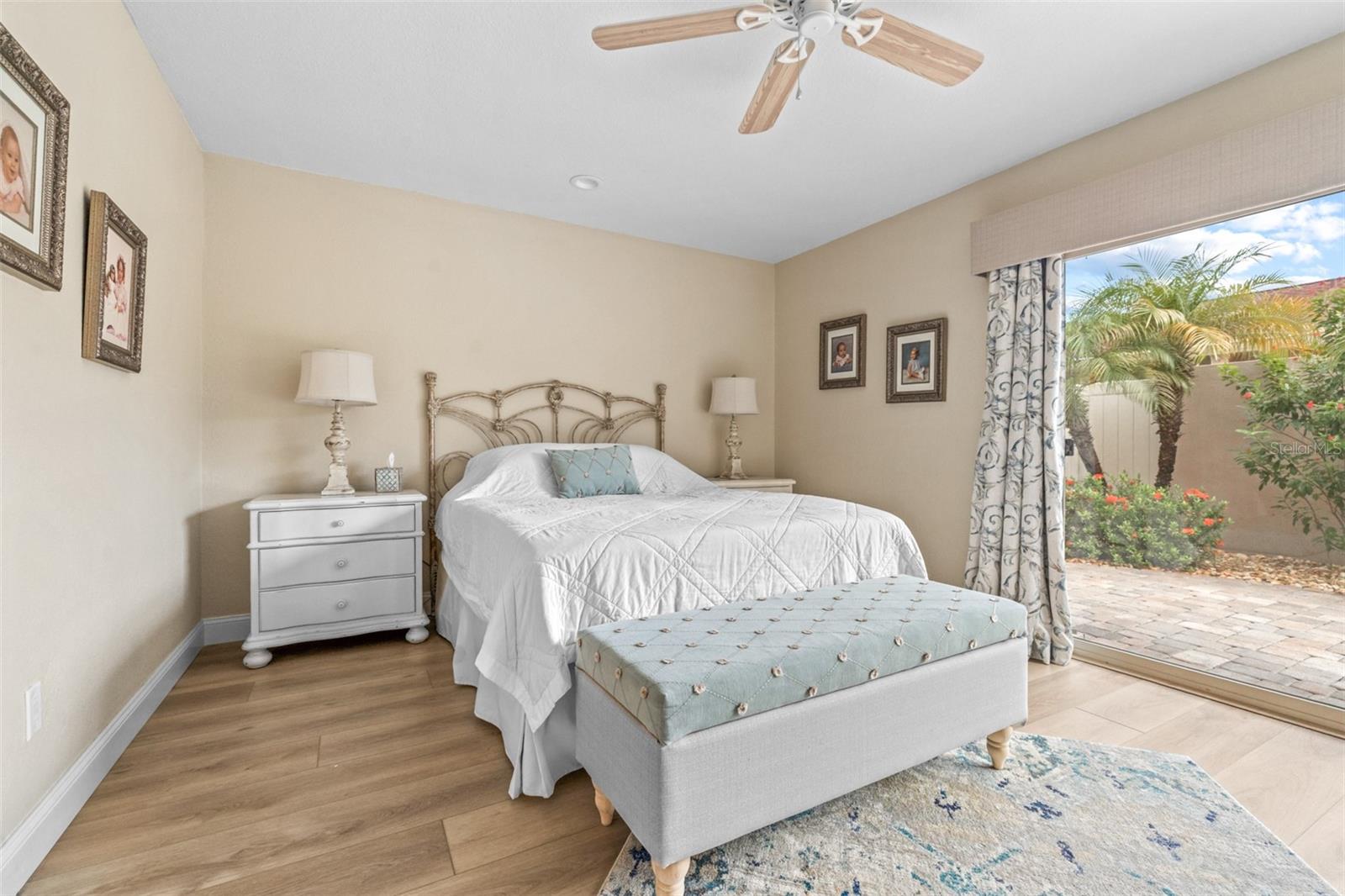Image 26 of 47 For 2484 Laurelwood Drive C
