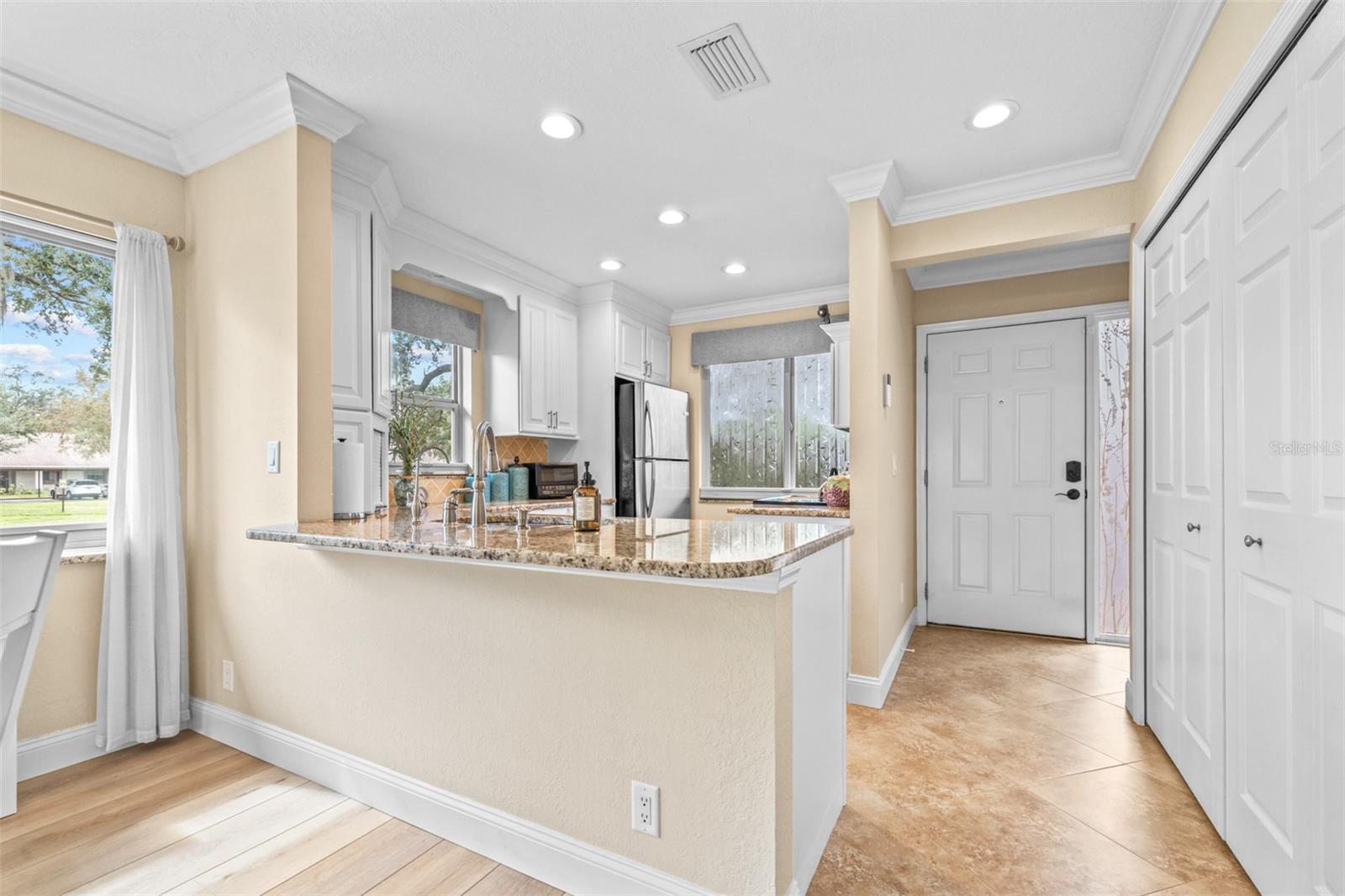 Image 8 of 47 For 2484 Laurelwood Drive C