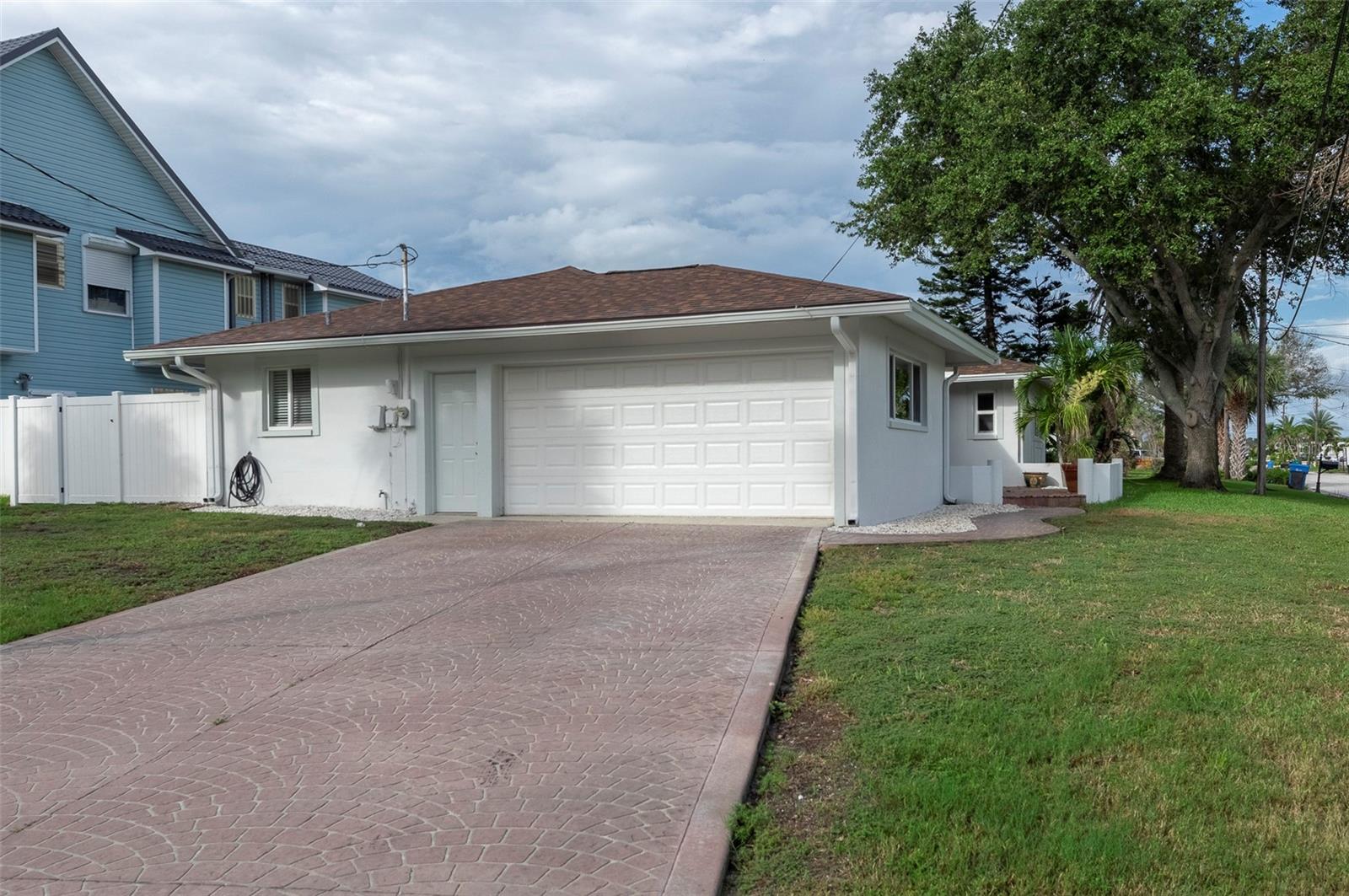 Image 2 of 41 For 8504 42nd Avenue N