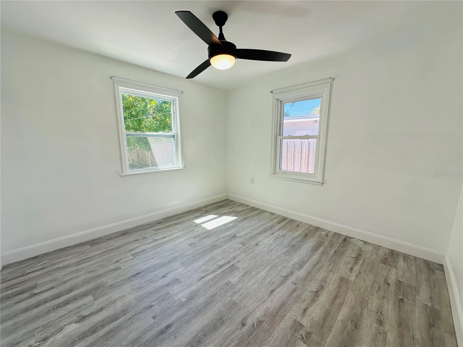 Image 13 of 27 For 1225 Bermuda Street