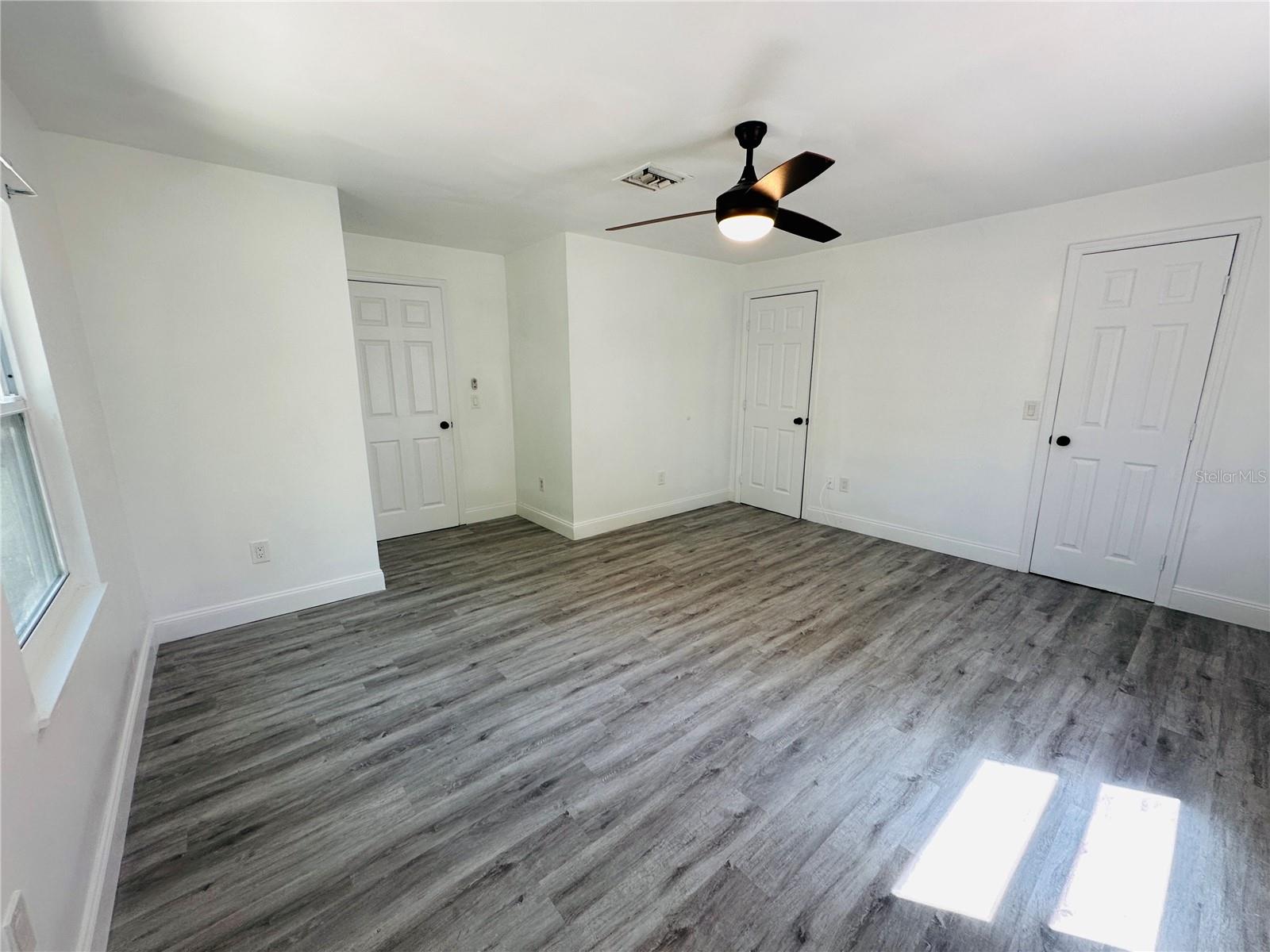 Image 14 of 27 For 1225 Bermuda Street