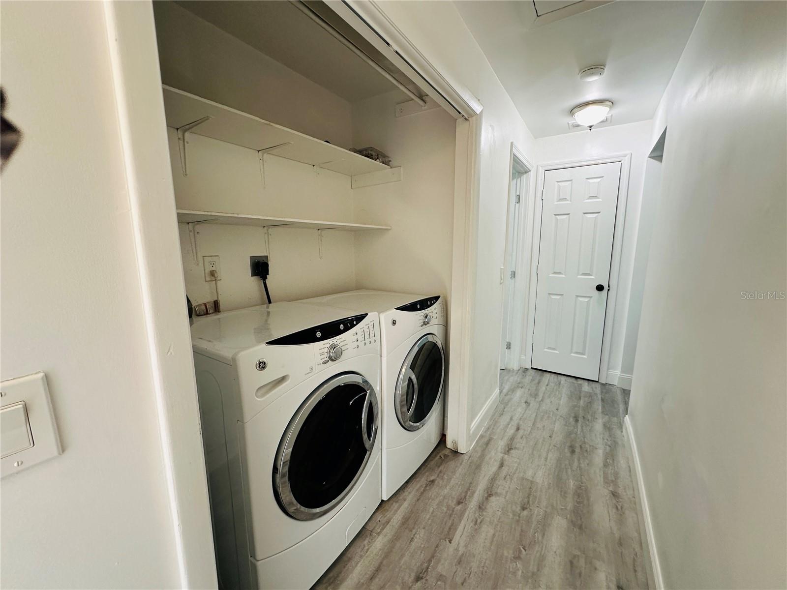 Image 24 of 27 For 1225 Bermuda Street