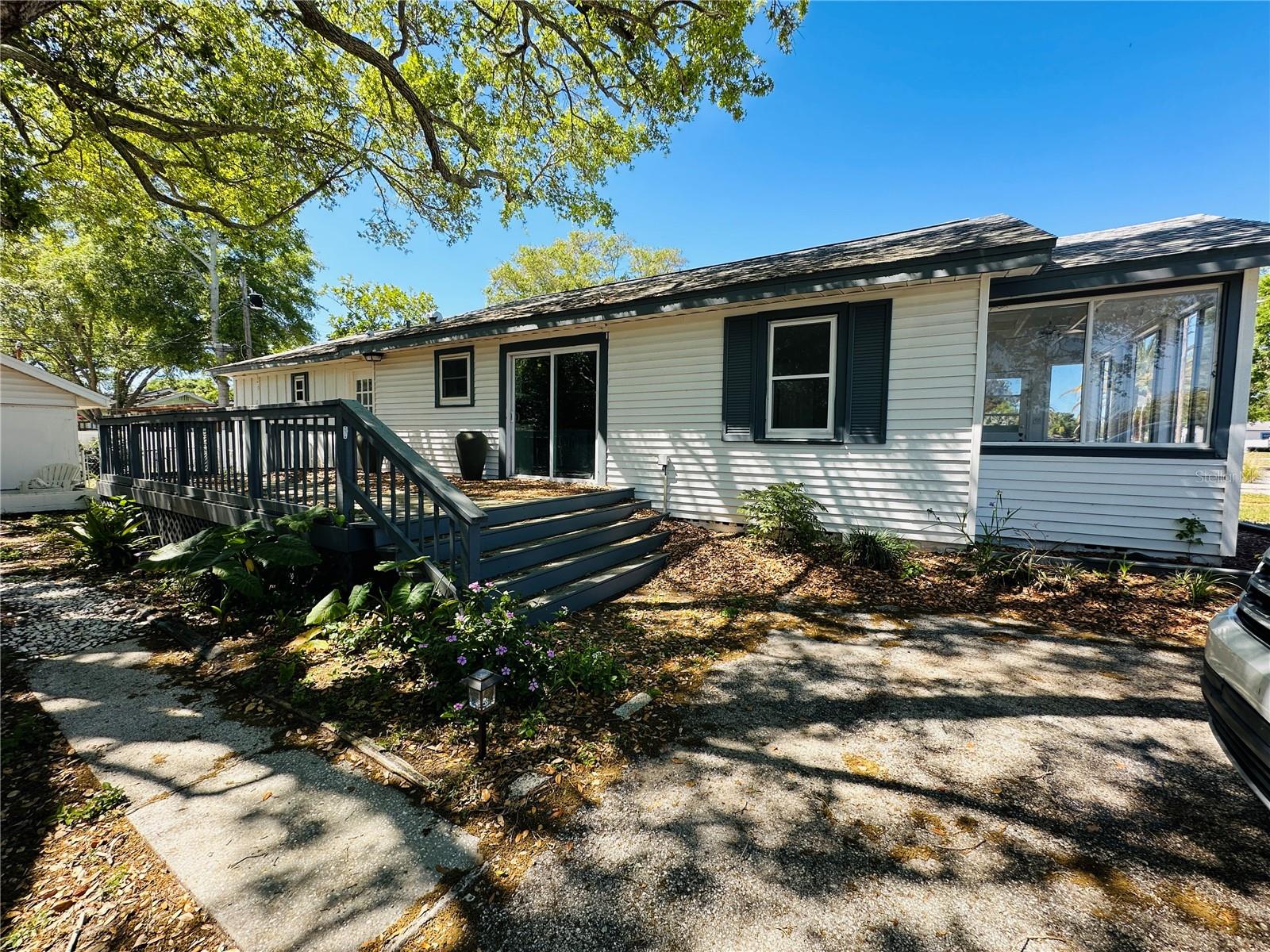 Image 27 of 27 For 1225 Bermuda Street