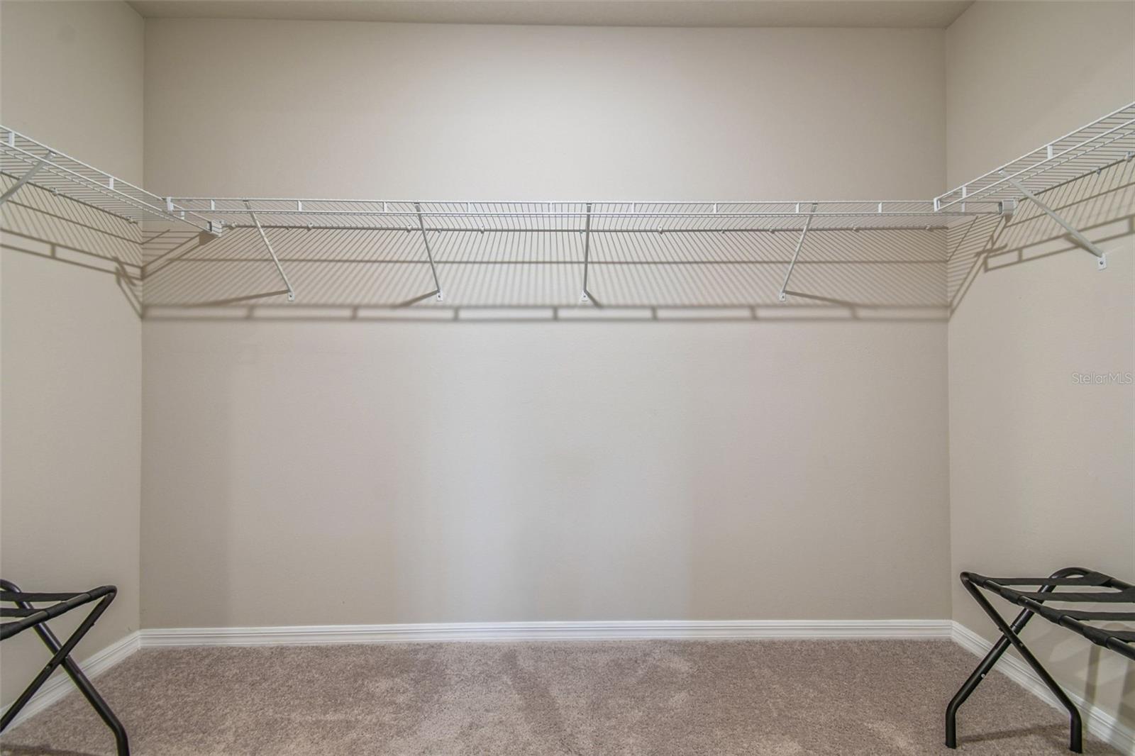 Listing photo id 20 for 3510 Bonsilva Street