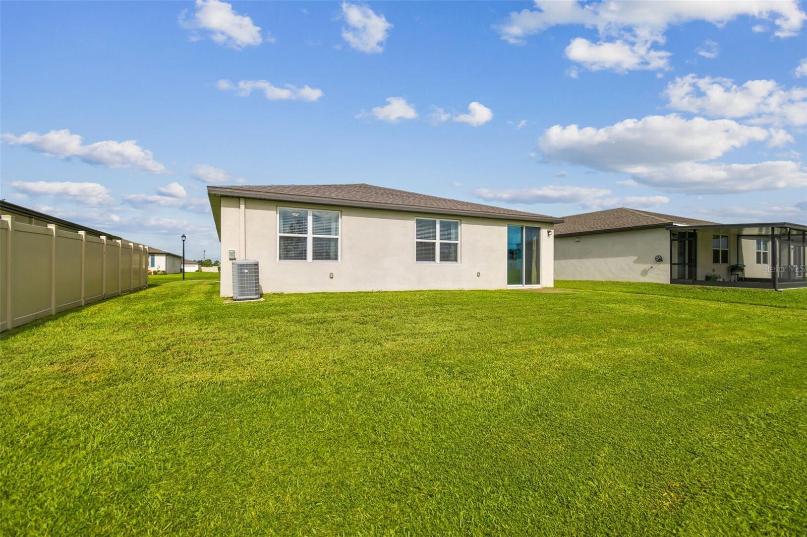 Listing photo id 1 for 3510 Bonsilva Street
