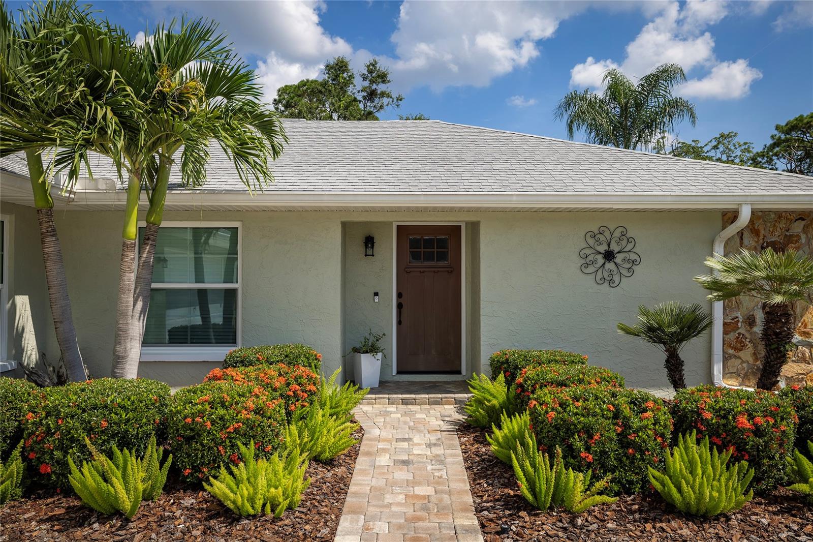 Image 2 of 46 For 3438 Hyde Park Drive