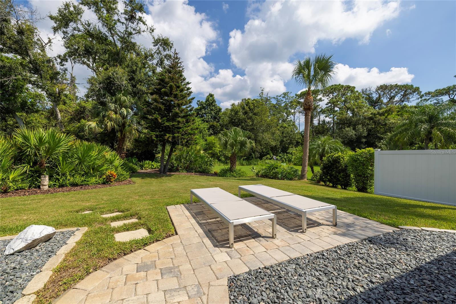Image 31 of 46 For 3438 Hyde Park Drive