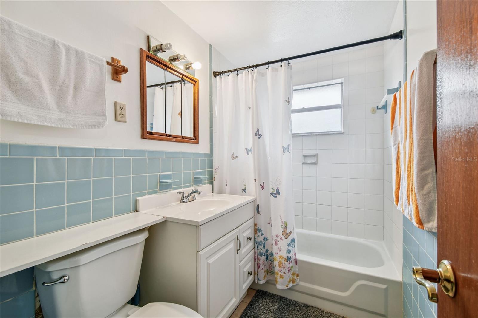 Image 23 of 34 For 6028 W Clifton St