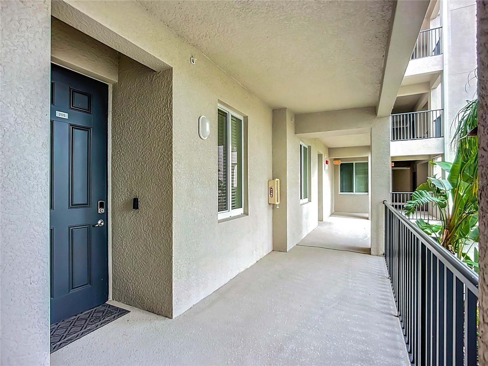Image 4 of 53 For 920 Tidewater Shores Loop 205