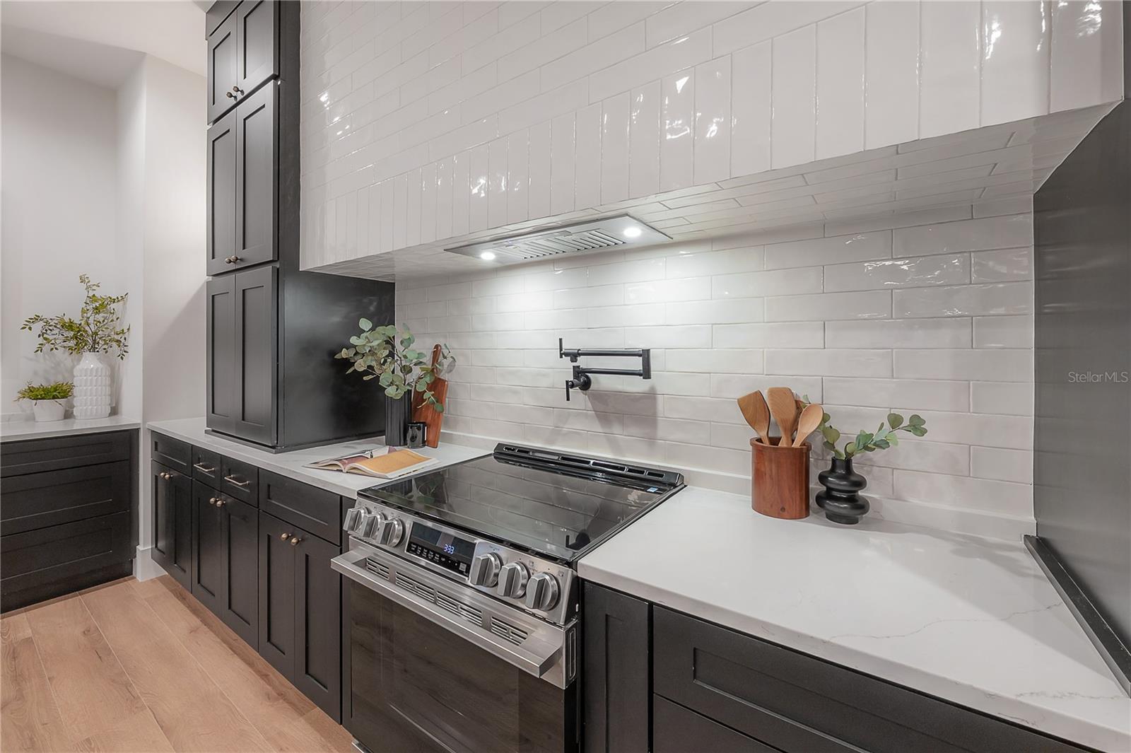 Image 10 of 38 For 4906 9th Street