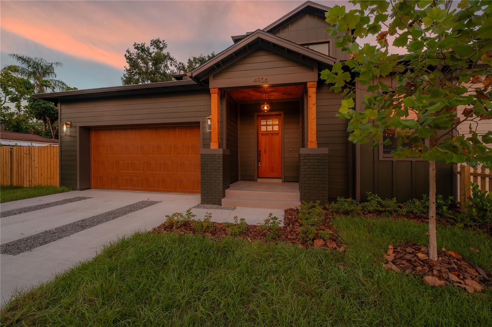 Image 4 of 38 For 4906 9th Street