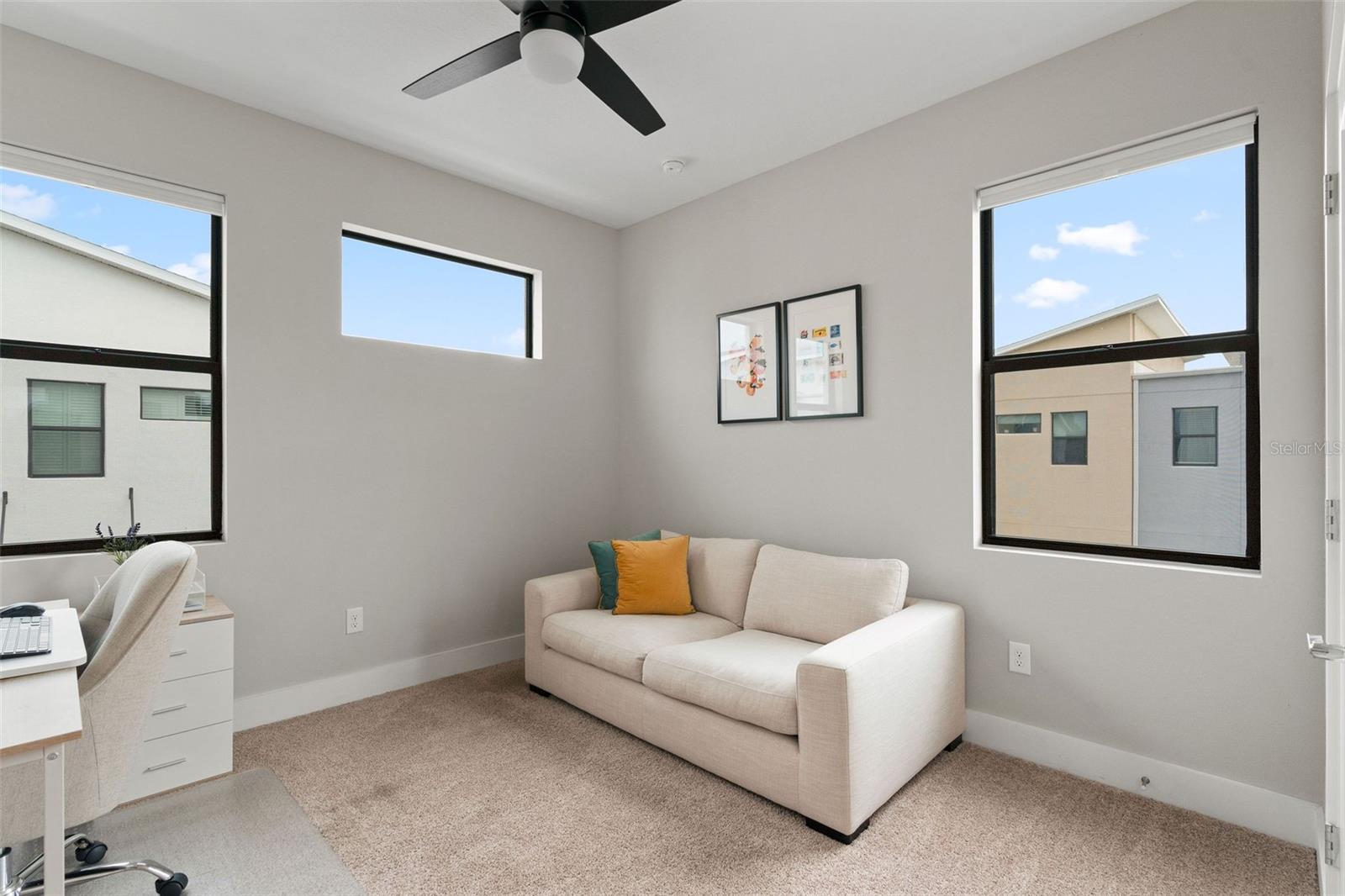 Image 21 of 28 For 2565 12th Place N