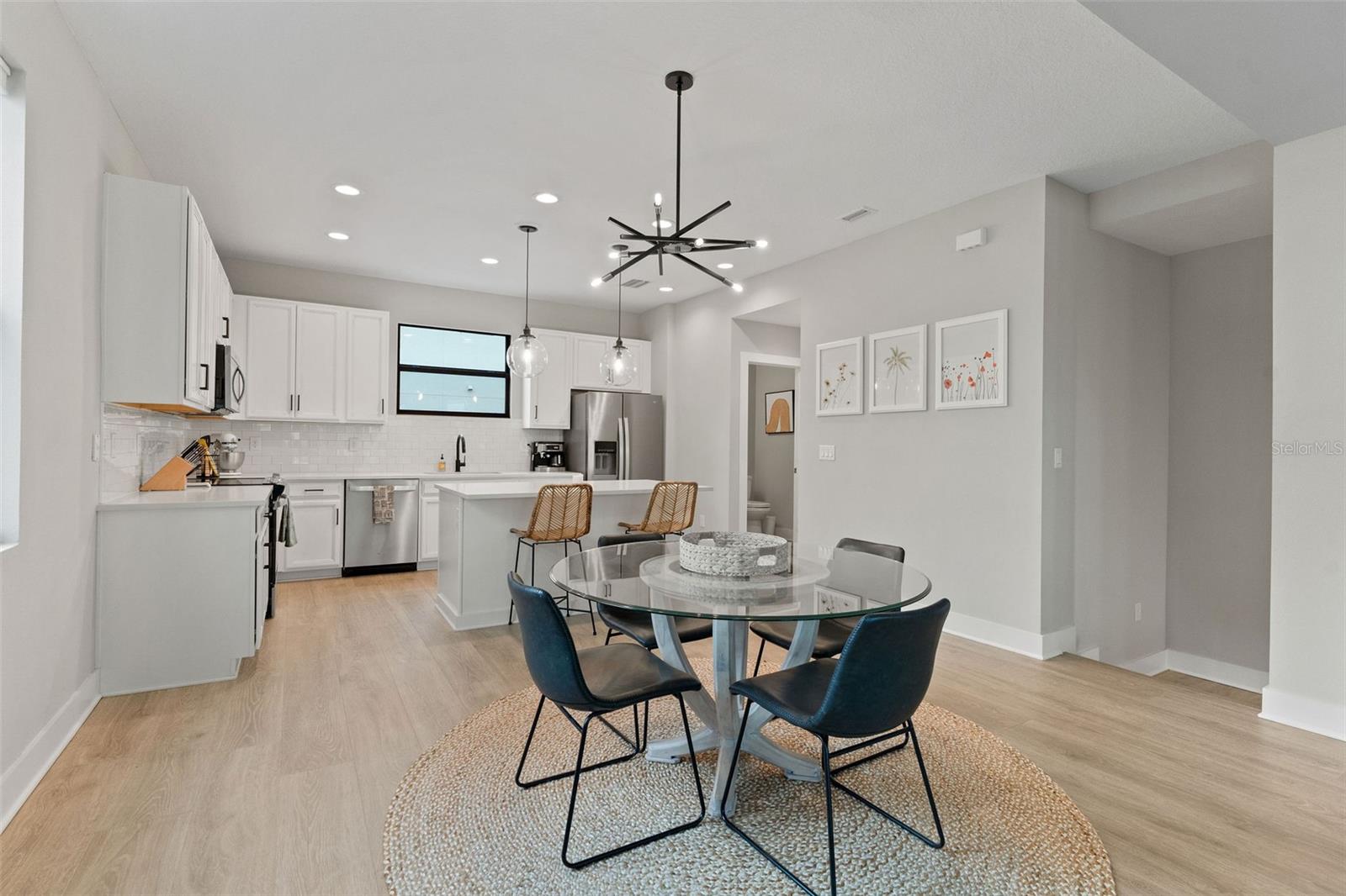 Image 5 of 28 For 2565 12th Place N