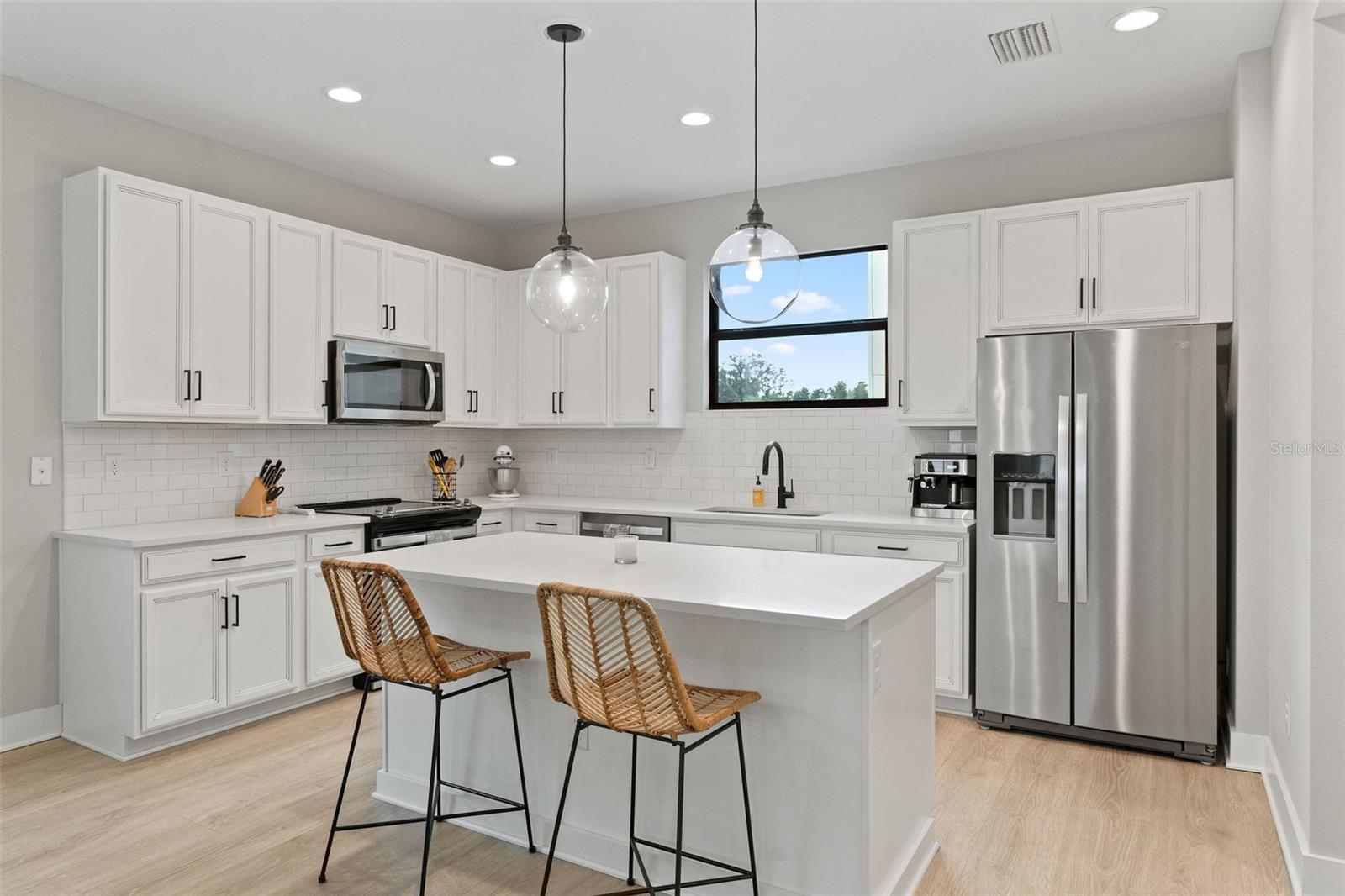 Image 6 of 28 For 2565 12th Place N