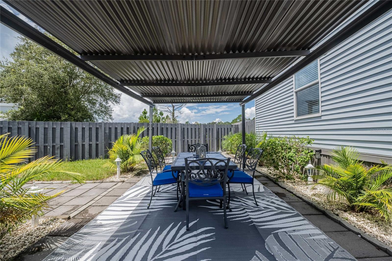 Image 26 of 38 For 25294 Canterbury Drive