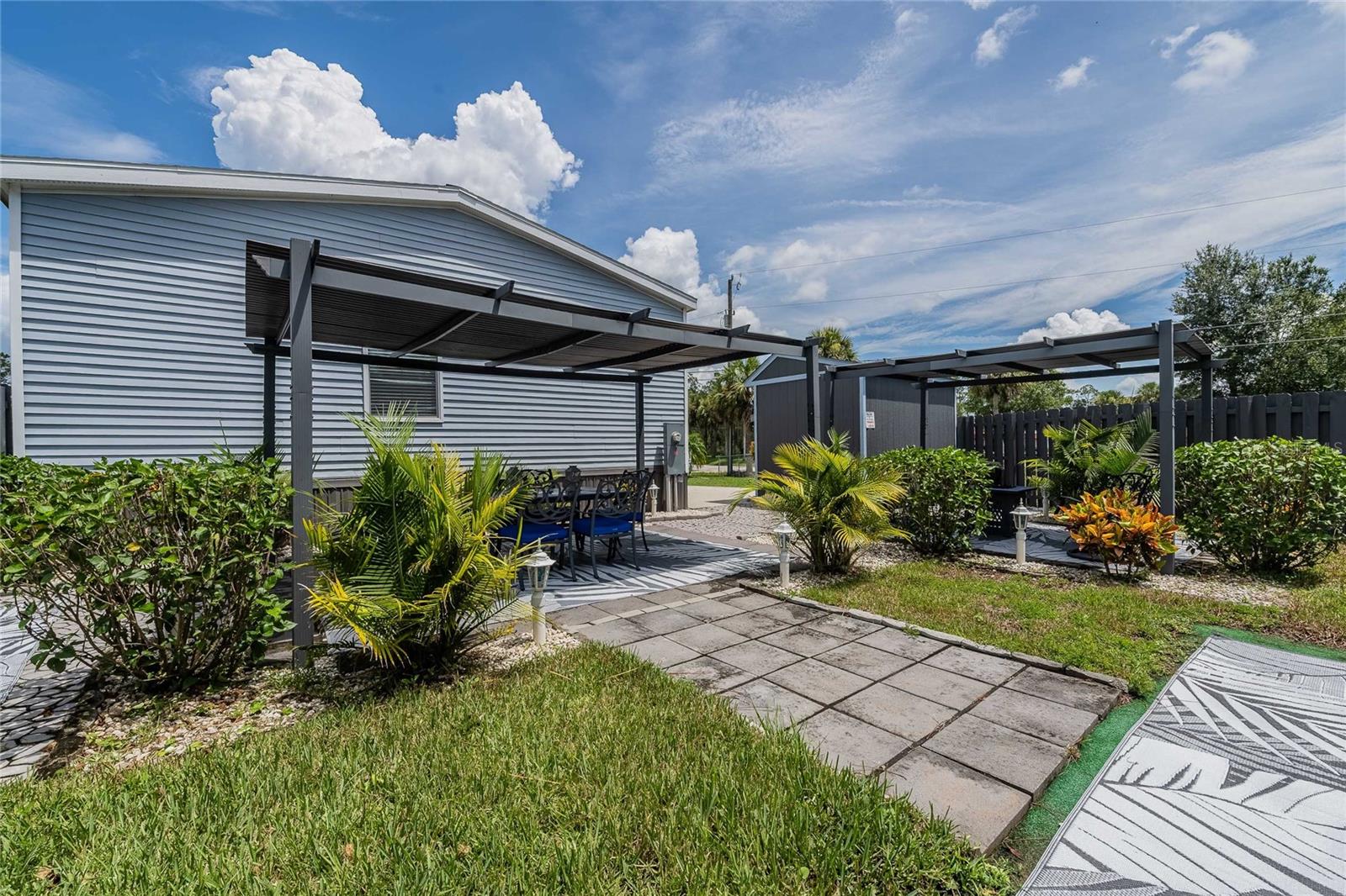 Image 28 of 38 For 25294 Canterbury Drive